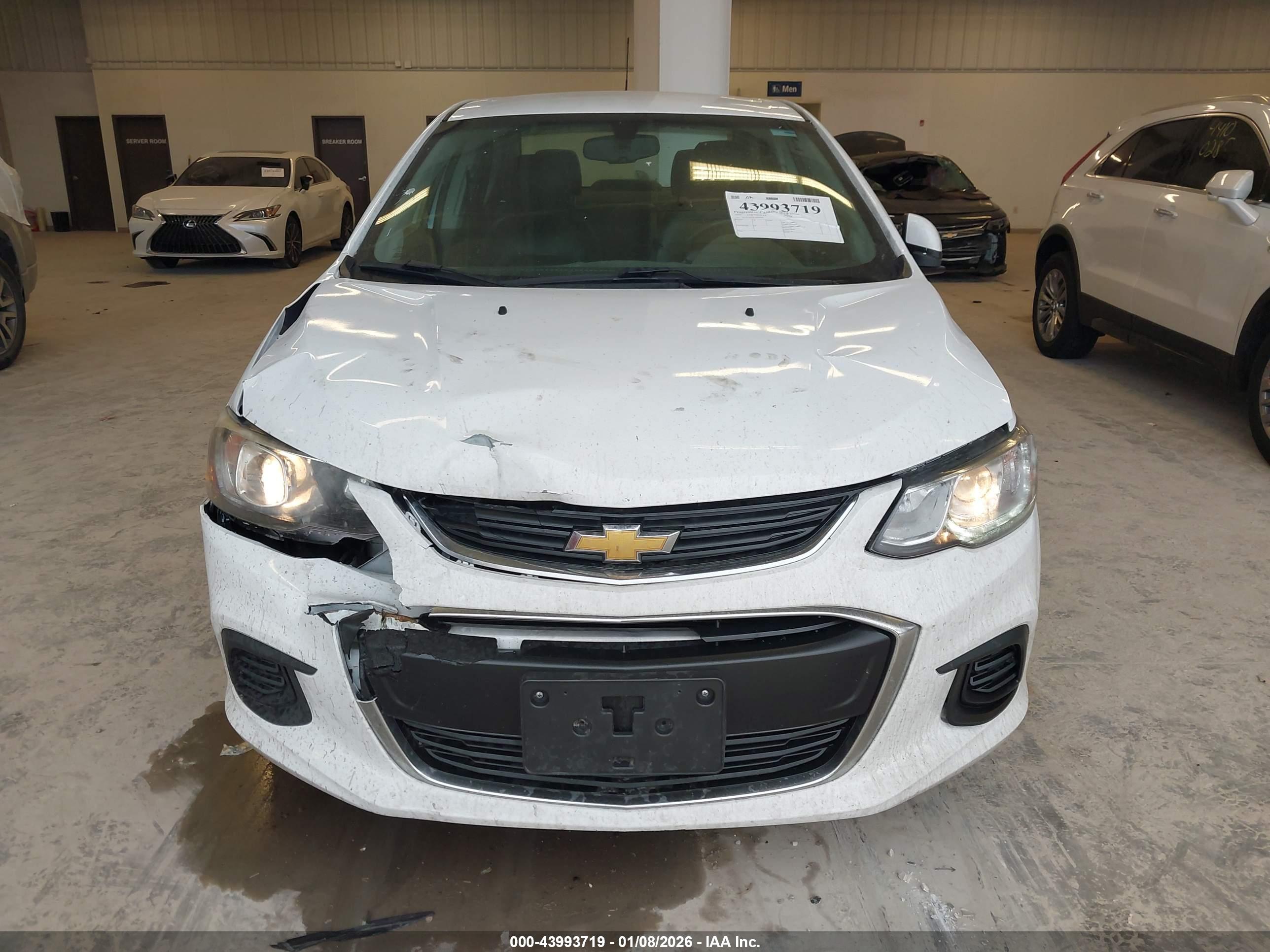 CHEVROLET SONIC image 6