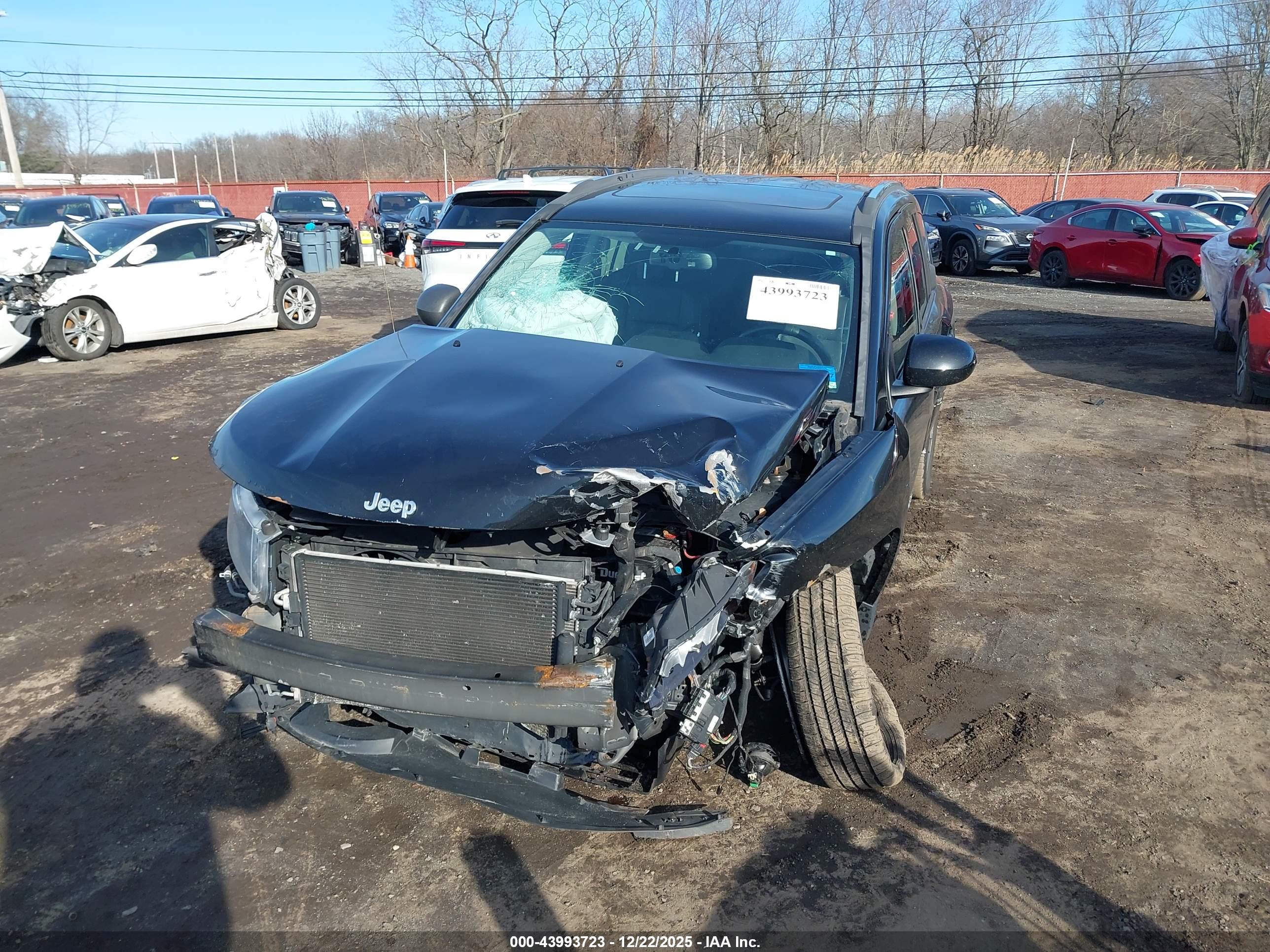 JEEP COMPASS image 6