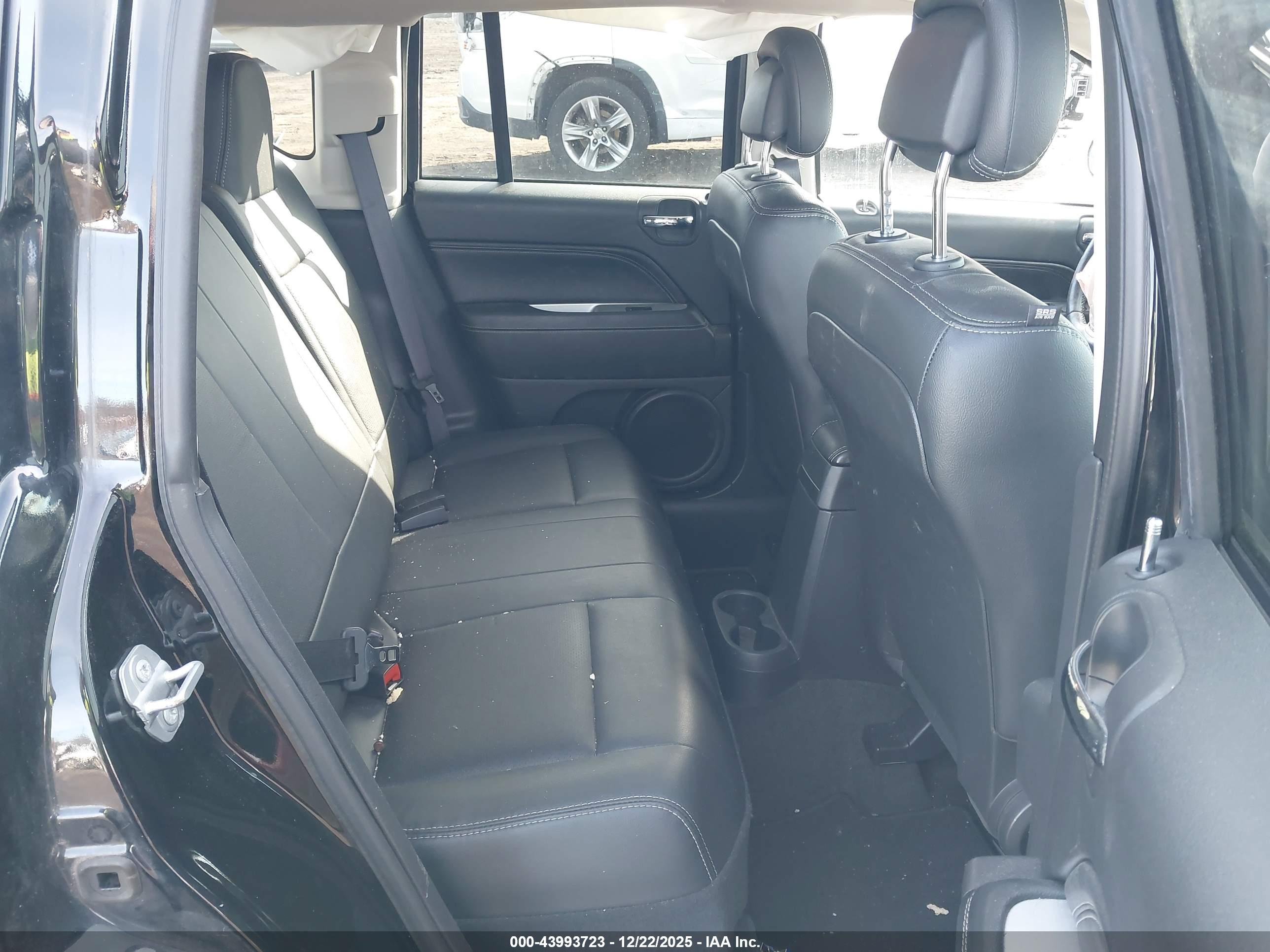 JEEP COMPASS image 8