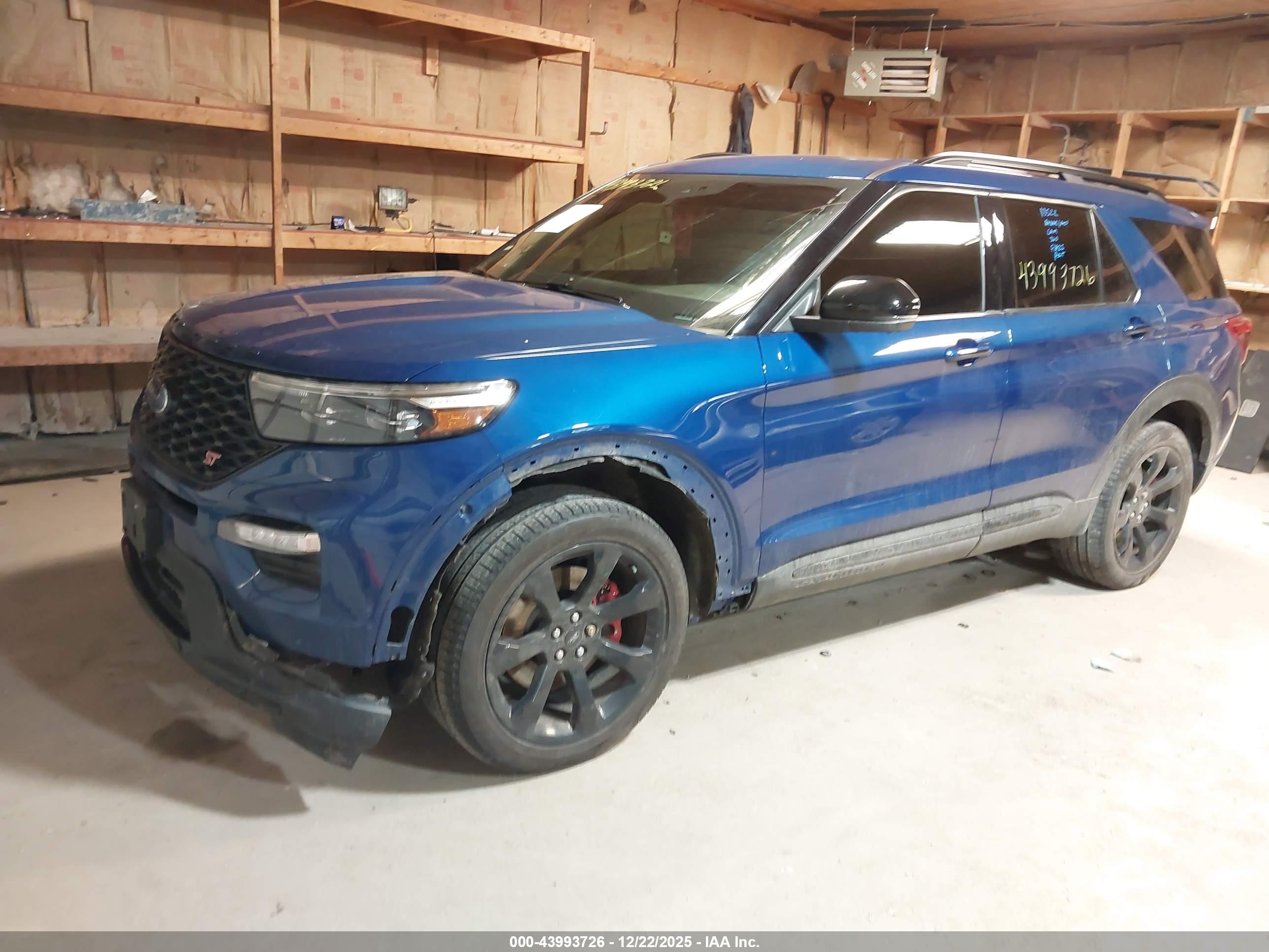 FORD EXPLORER image 2
