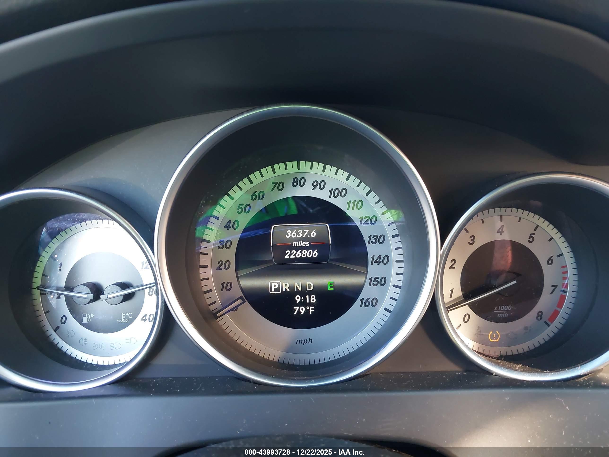 MERCEDES-BENZ C image 7