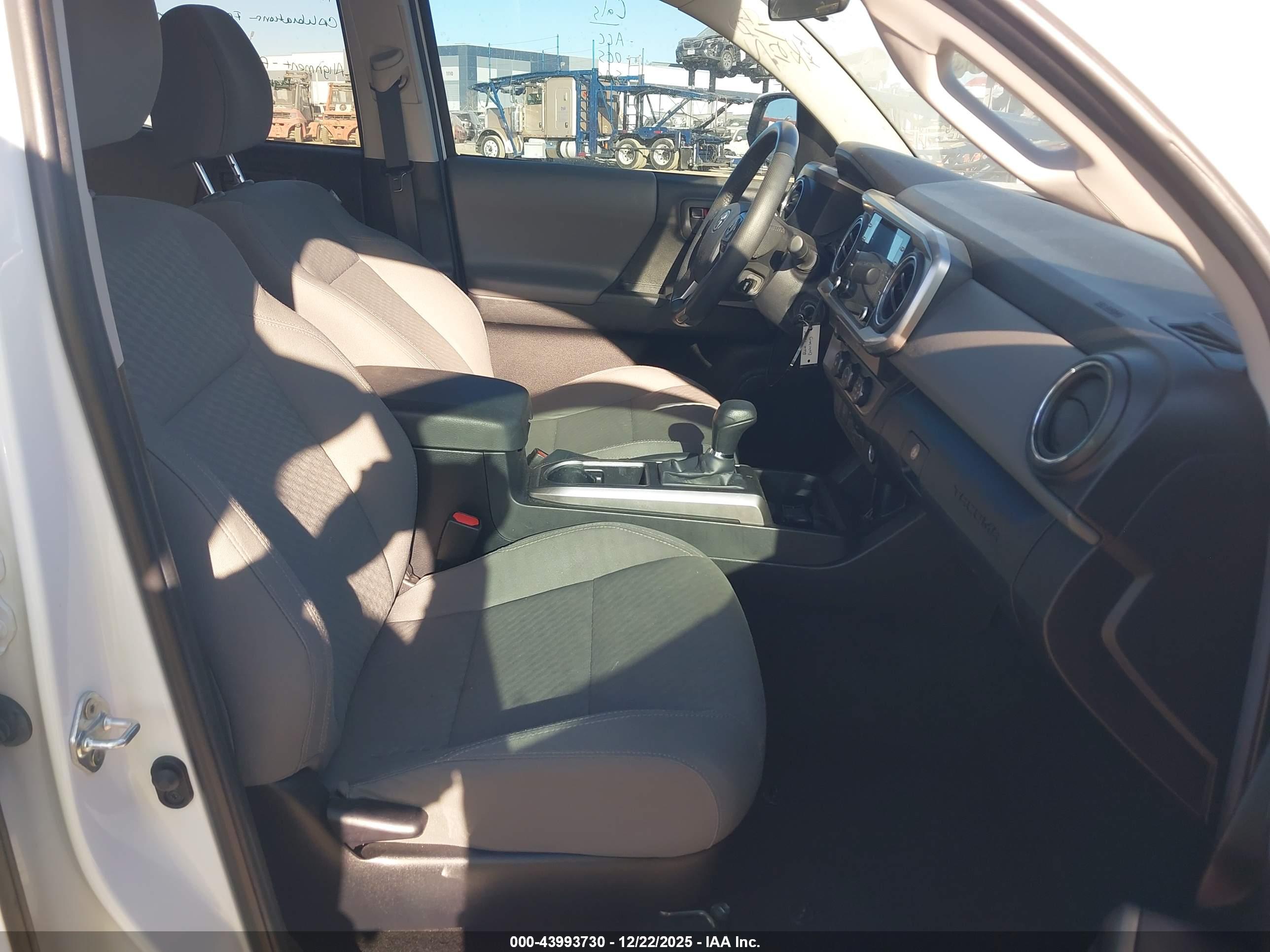 TOYOTA TACOMA image 5