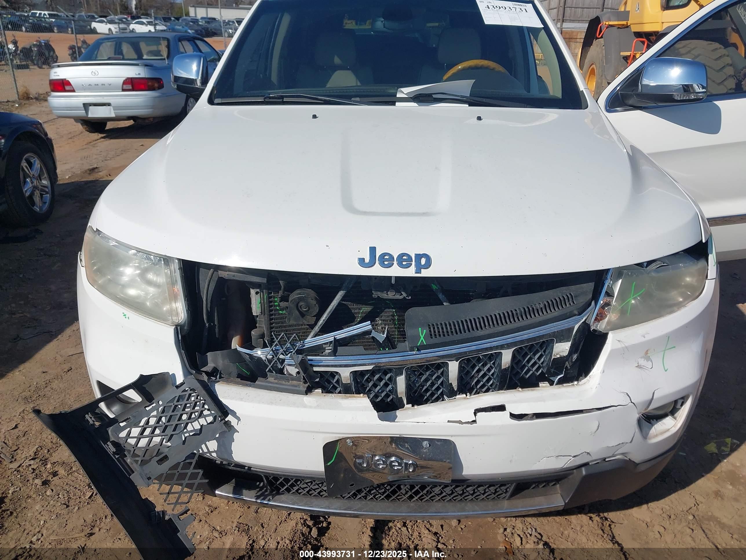 JEEP GRAND image 6