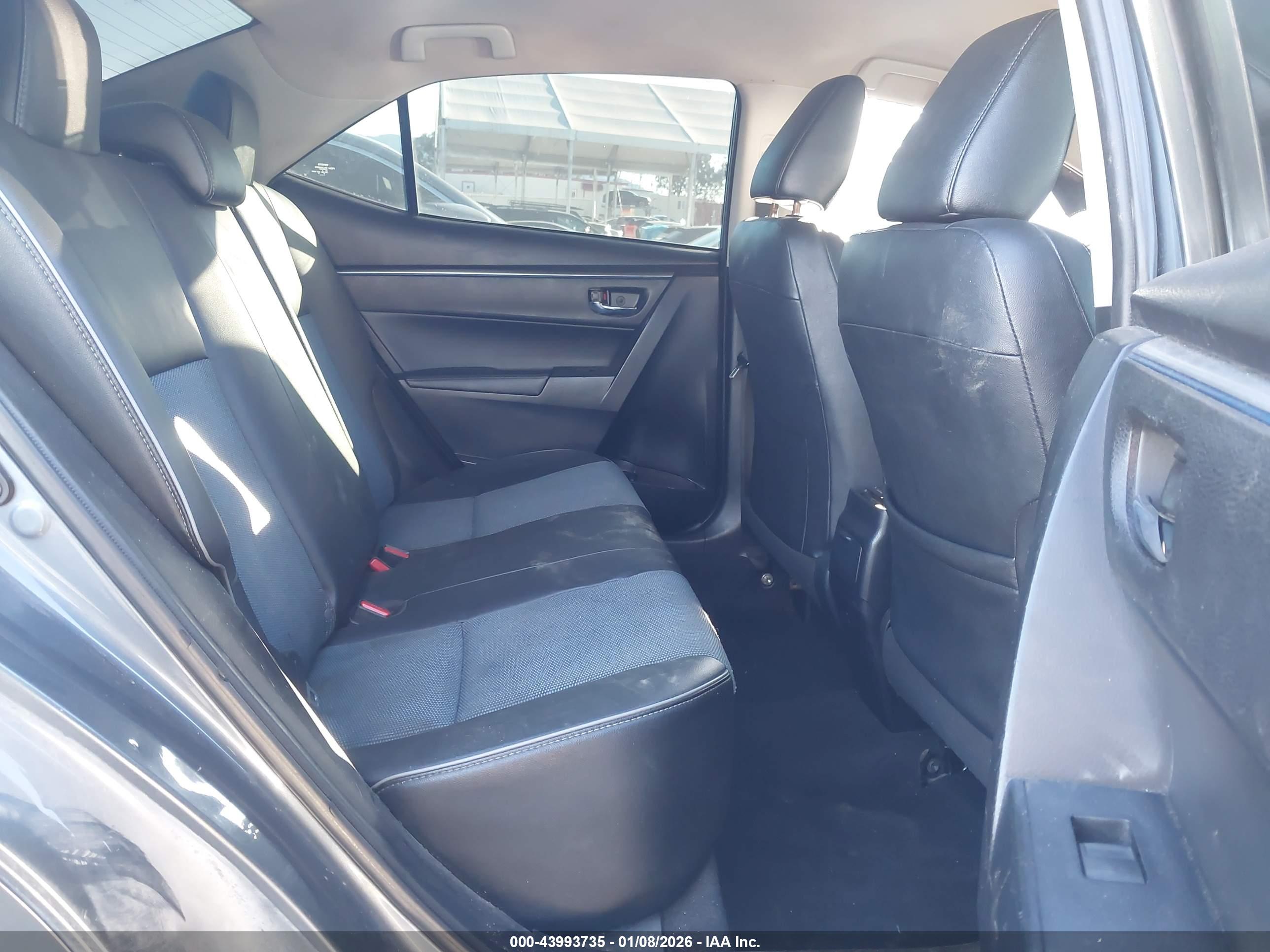 TOYOTA COROLLA image 8