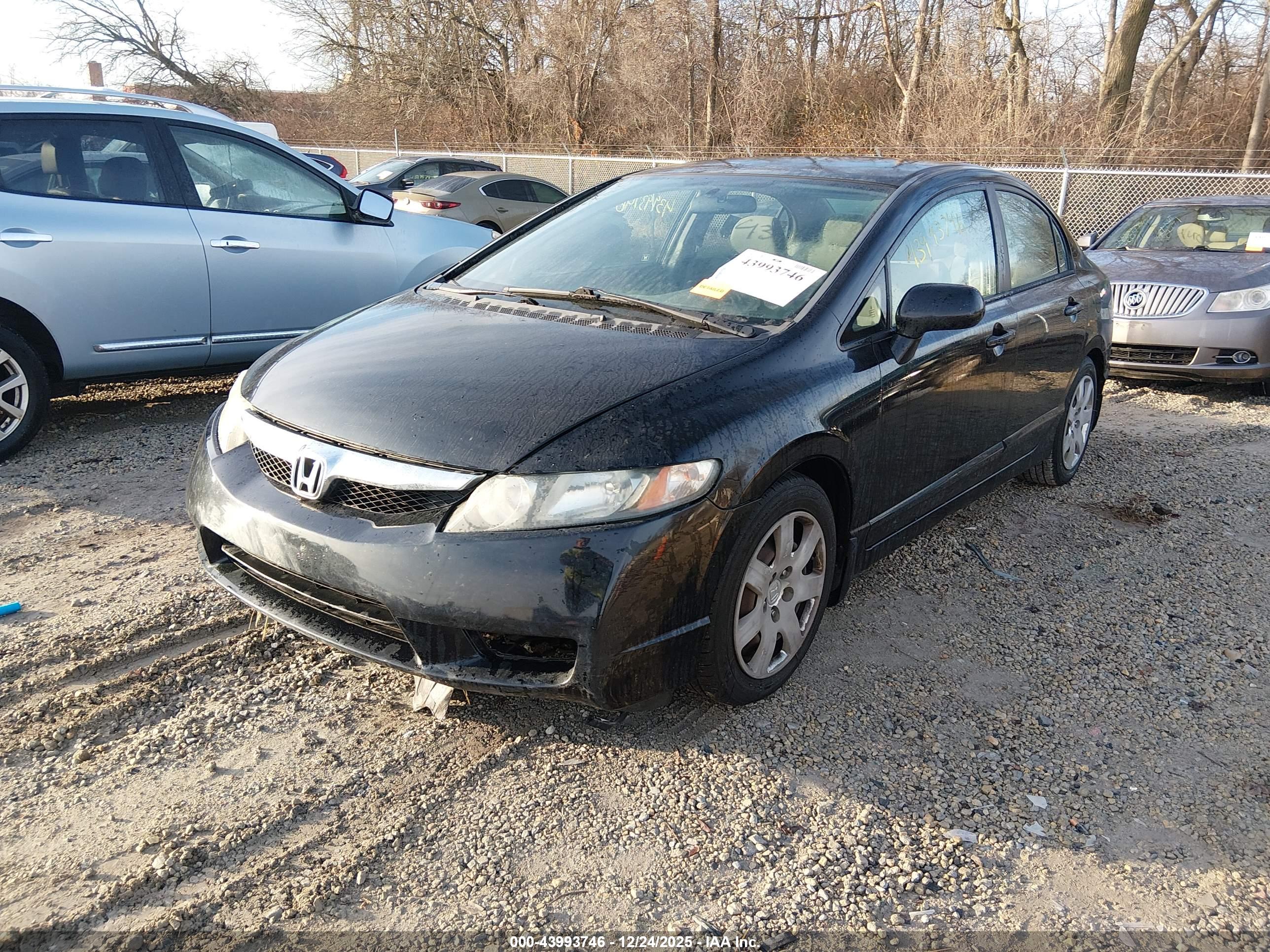 HONDA CIVIC image 2
