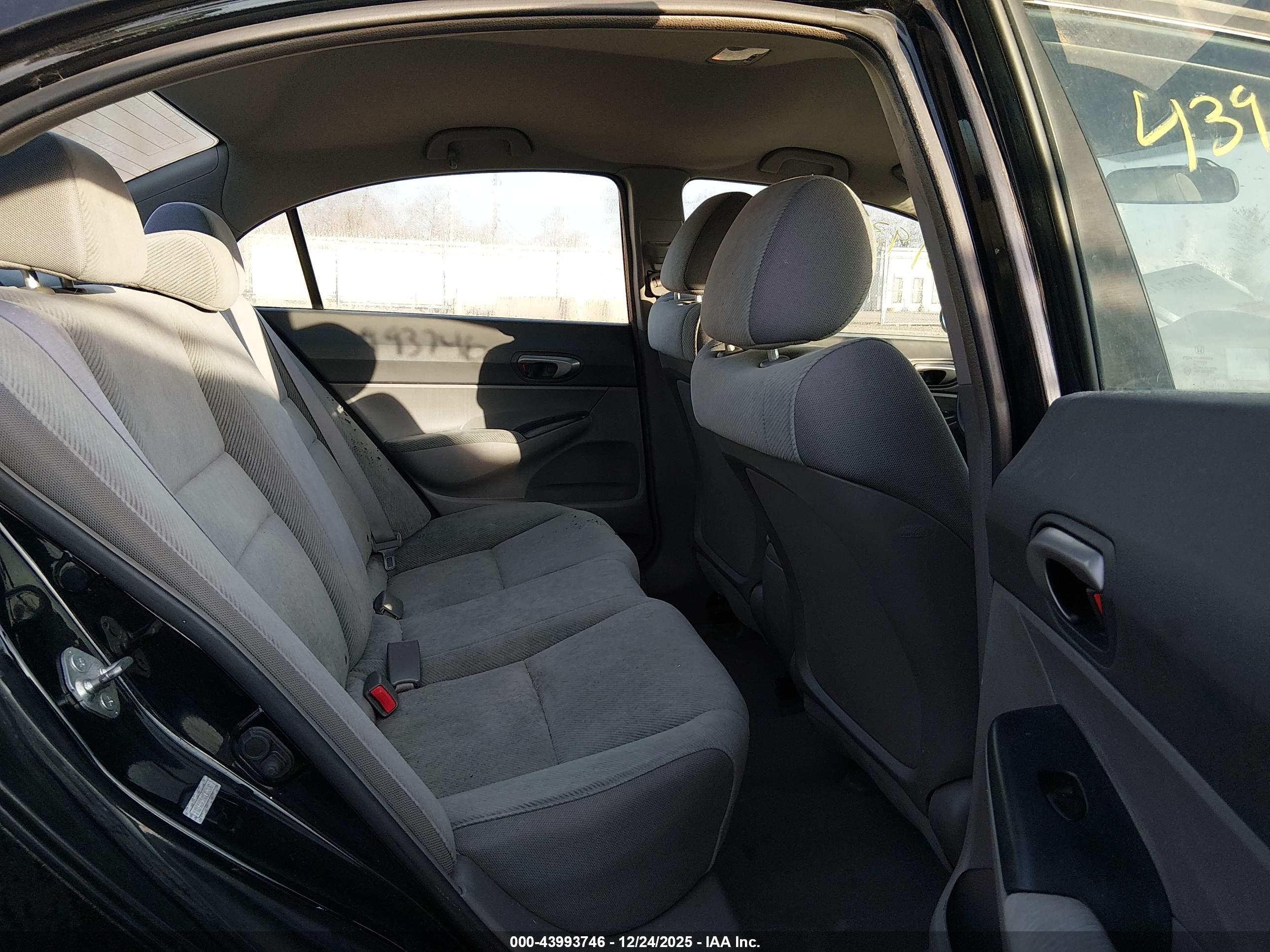 HONDA CIVIC image 8