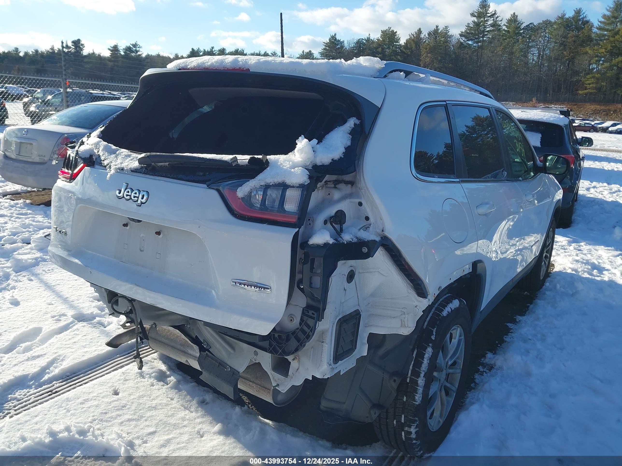 JEEP CHEROKEE image 4