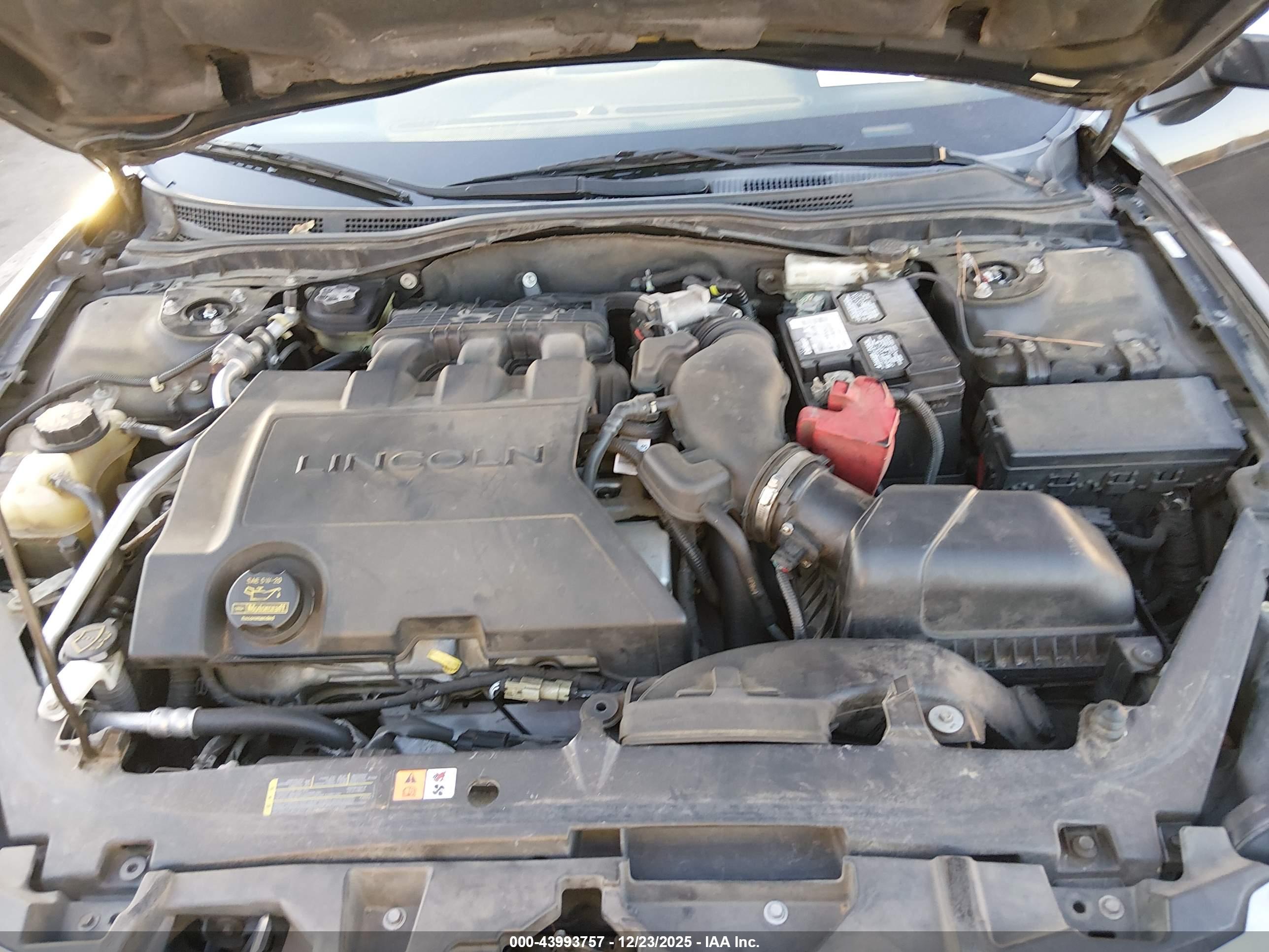 LINCOLN MKZ image 10