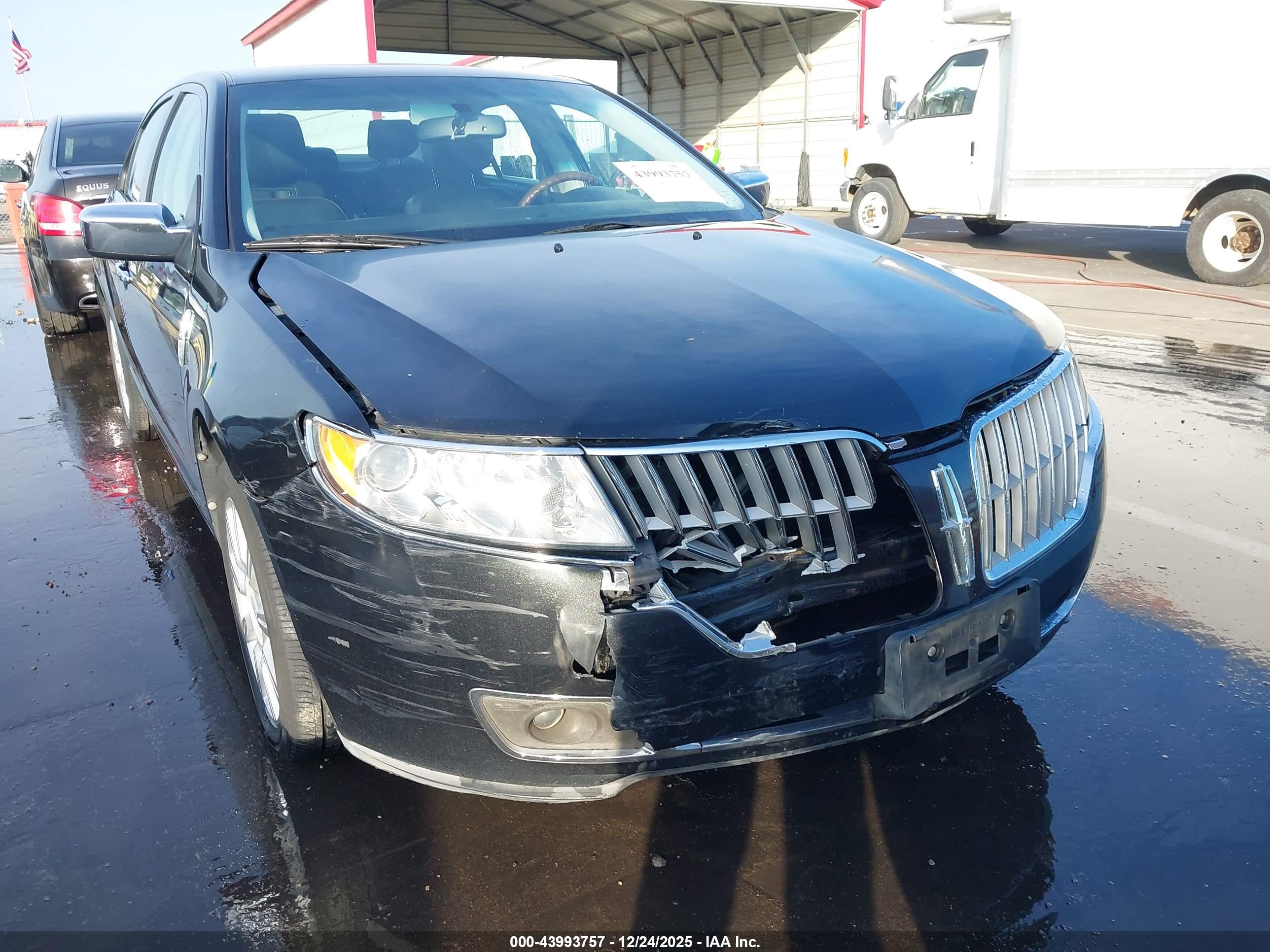 LINCOLN MKZ image 6