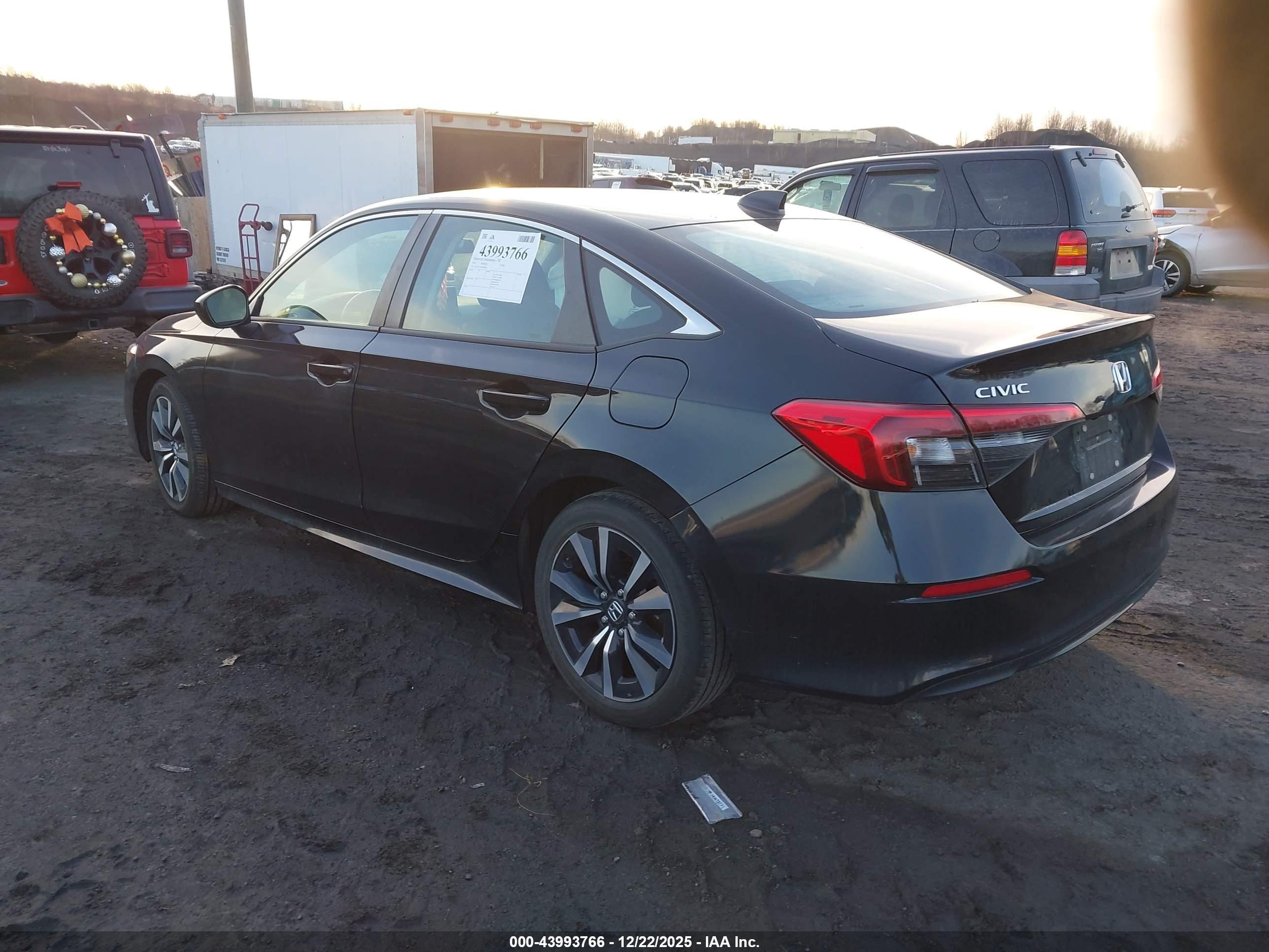 HONDA CIVIC image 3