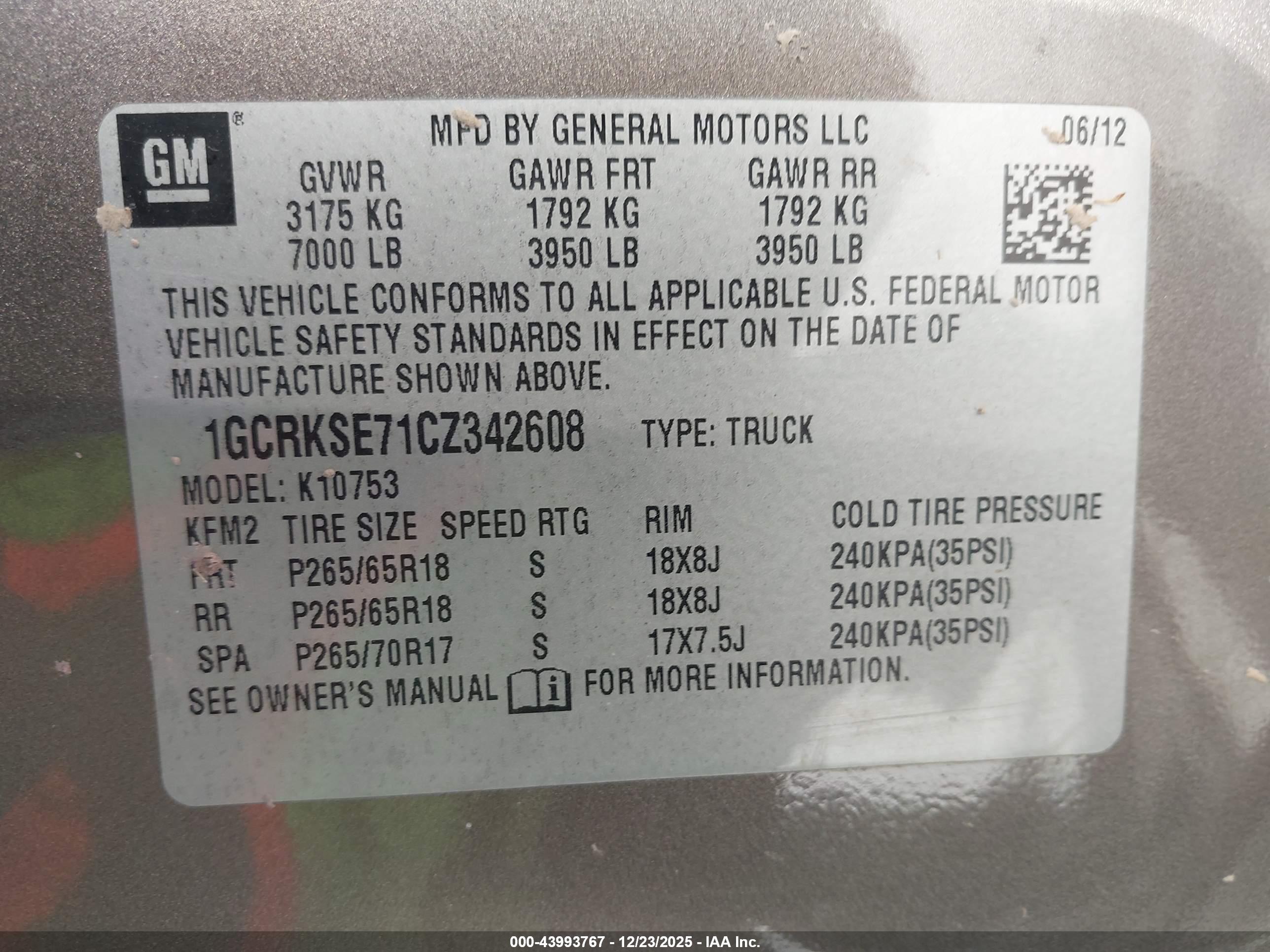 CHEVROLET SILVERADO image 9