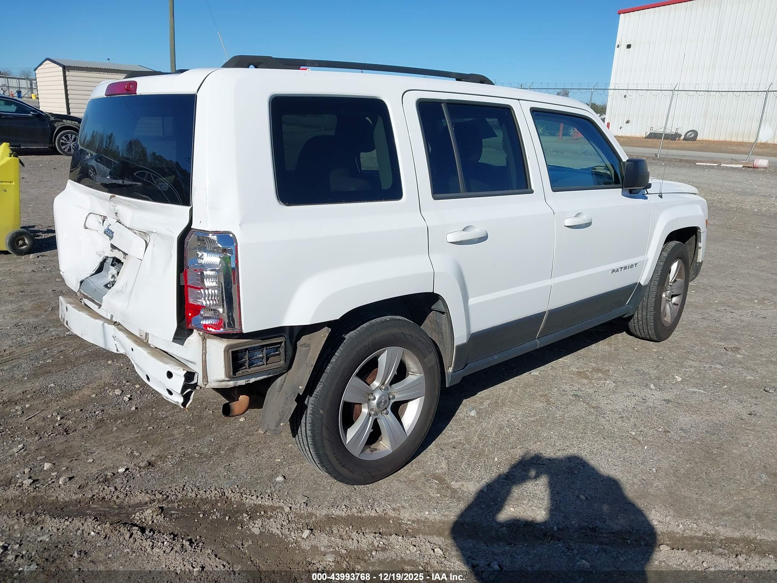 JEEP PATRIOT image 4