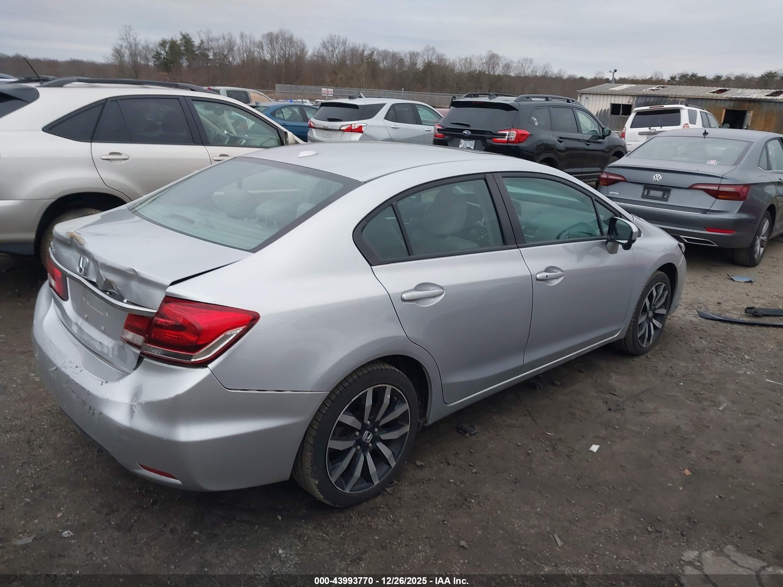 HONDA CIVIC image 4