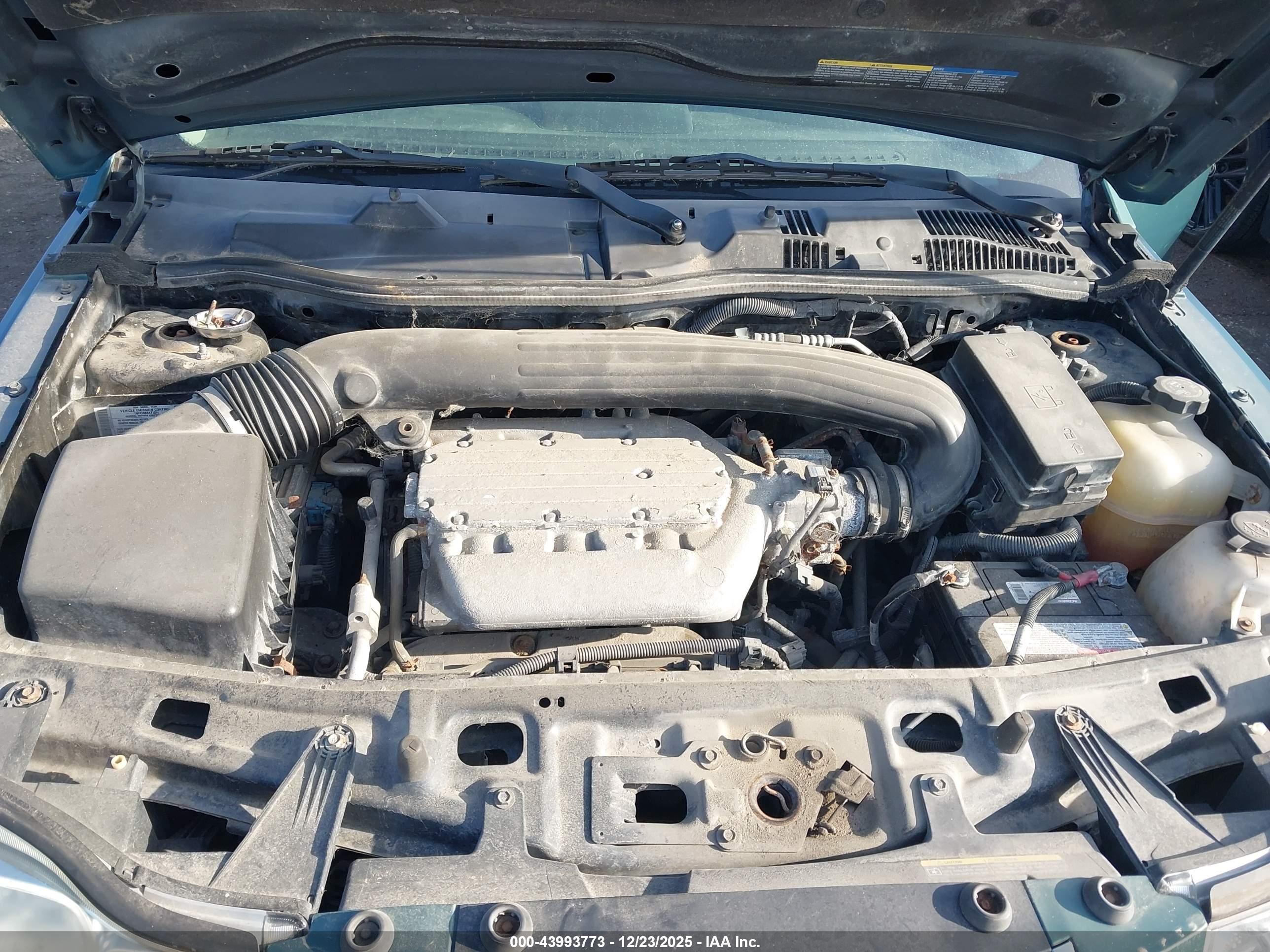 SATURN VUE image 10