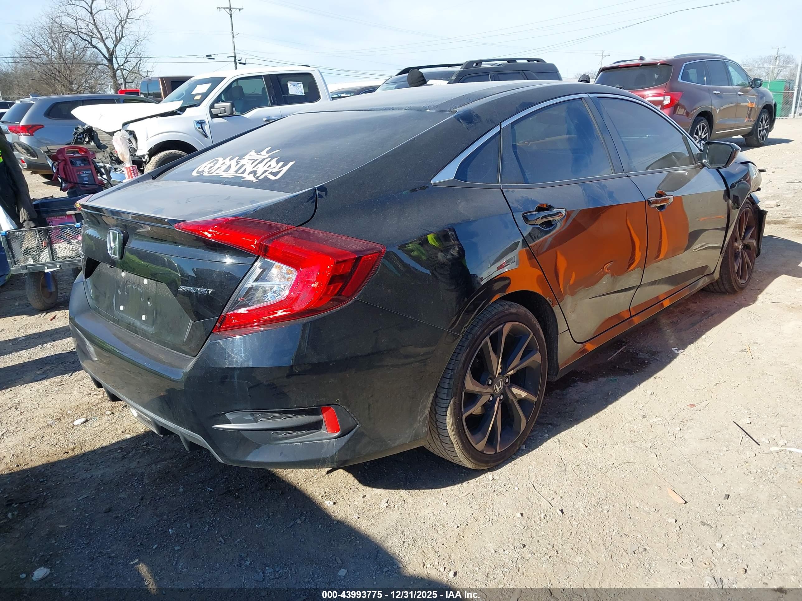 HONDA CIVIC image 4
