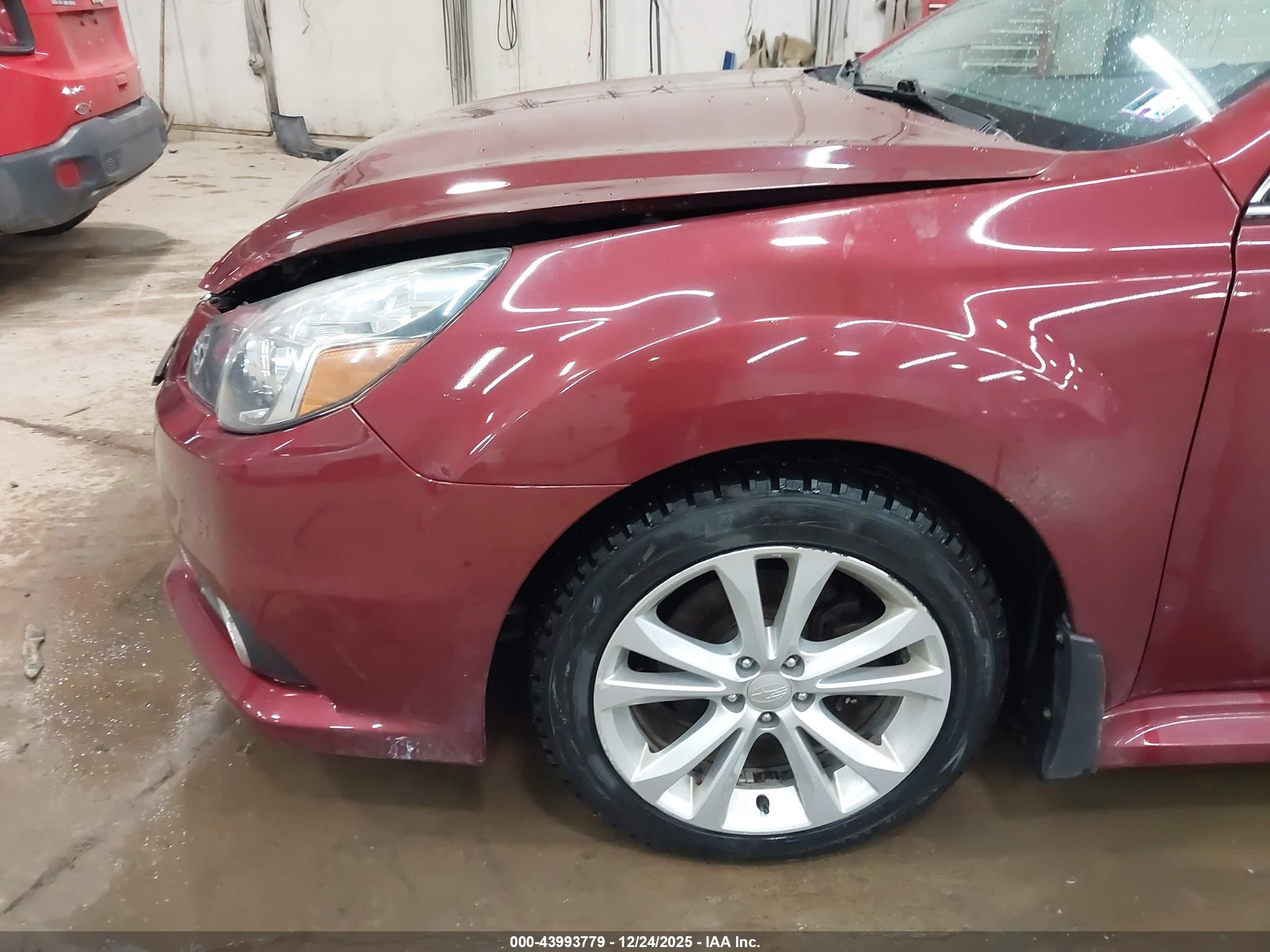 SUBARU LEGACY image 6