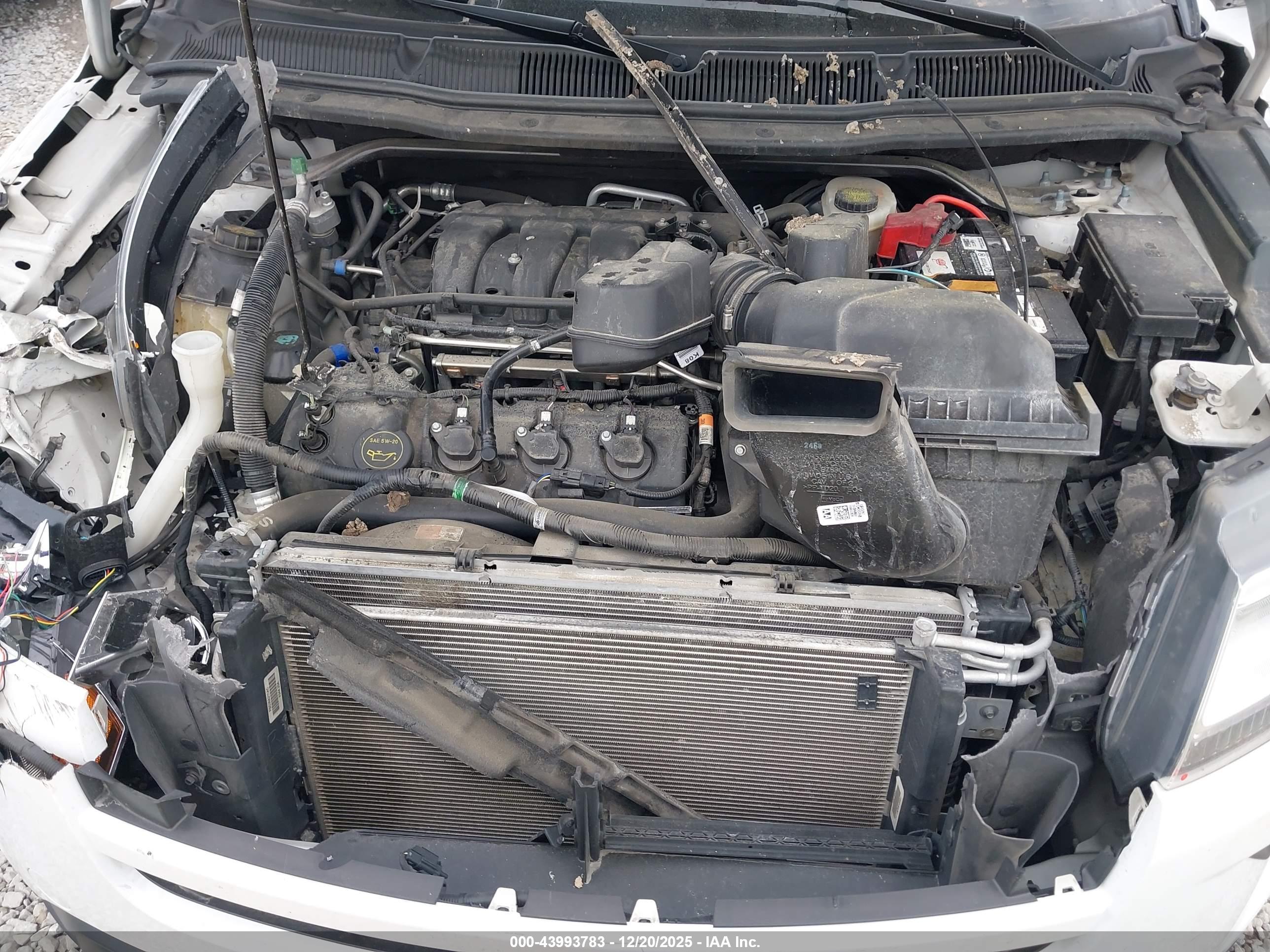 FORD EXPLORER image 10