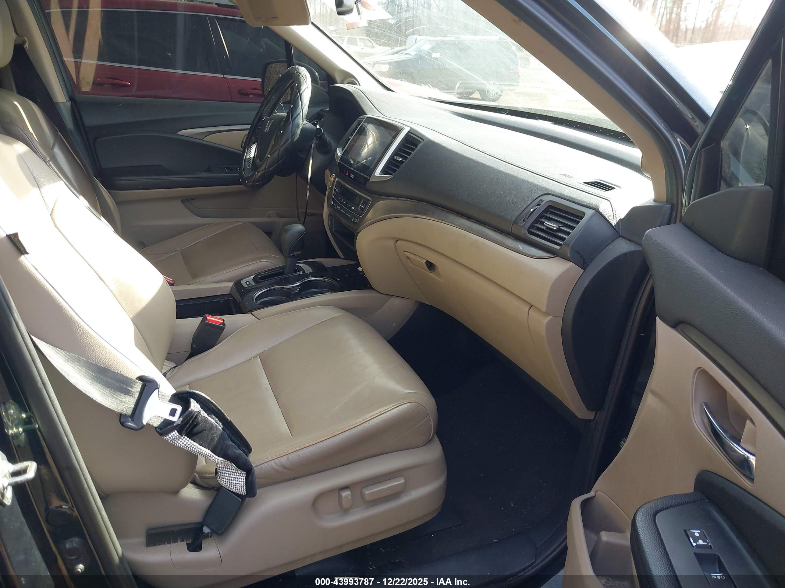 HONDA PILOT image 5