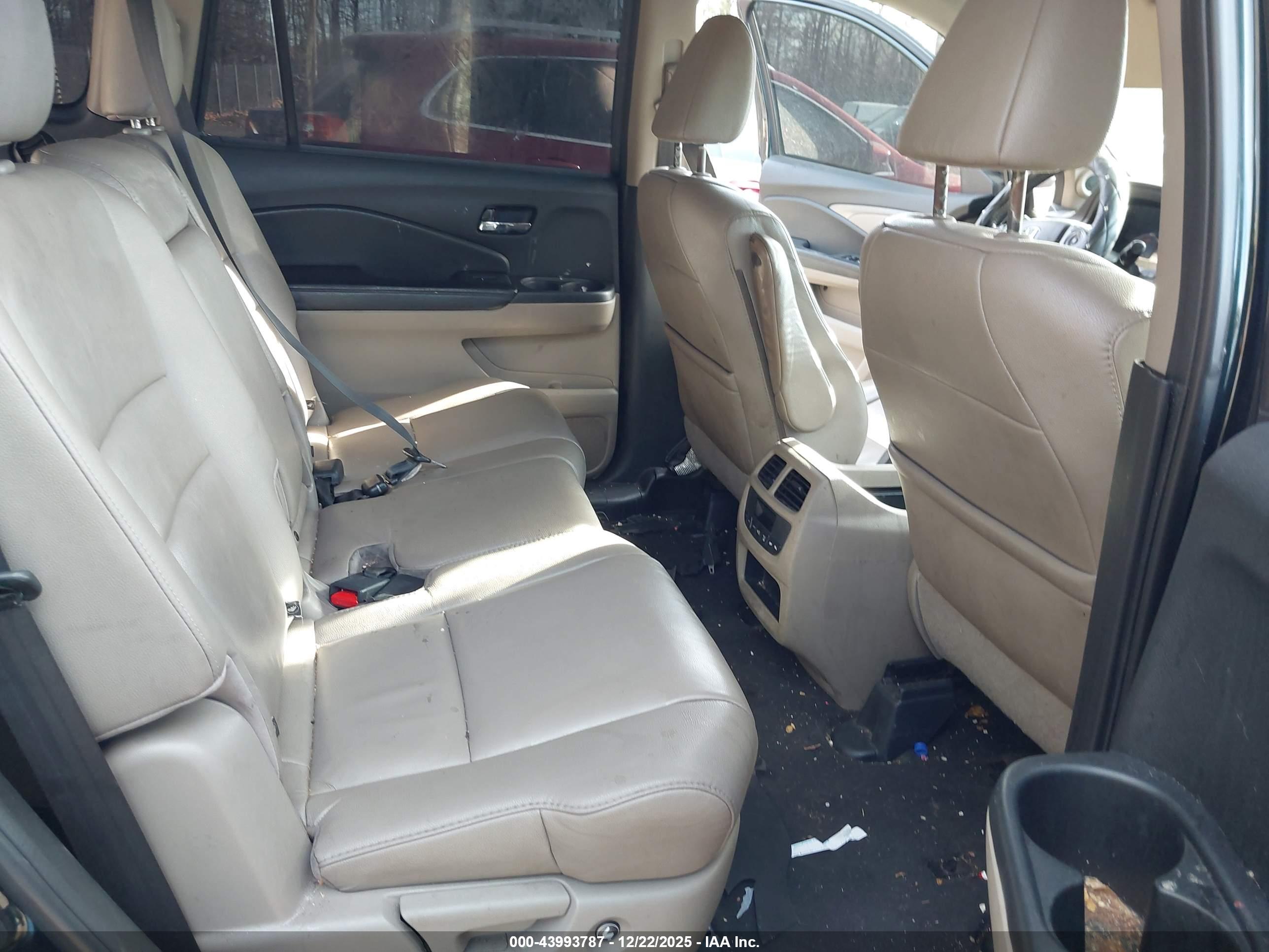 HONDA PILOT image 8