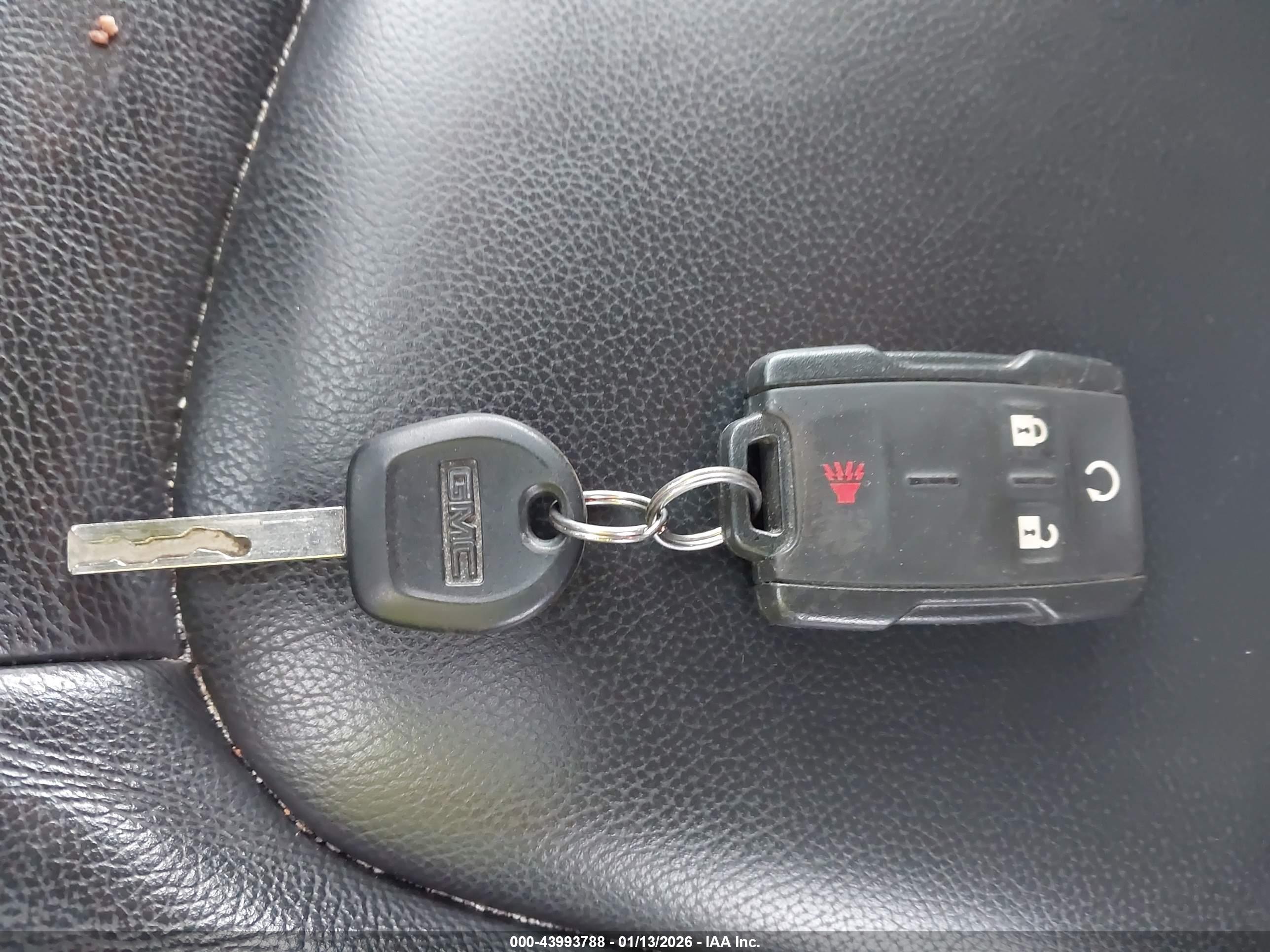 GMC CANYON image 11