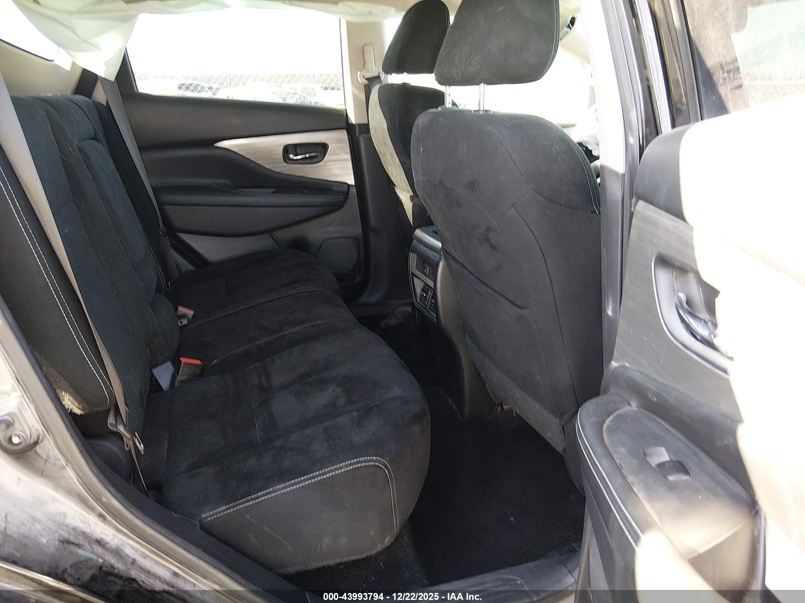 NISSAN MURANO image 8