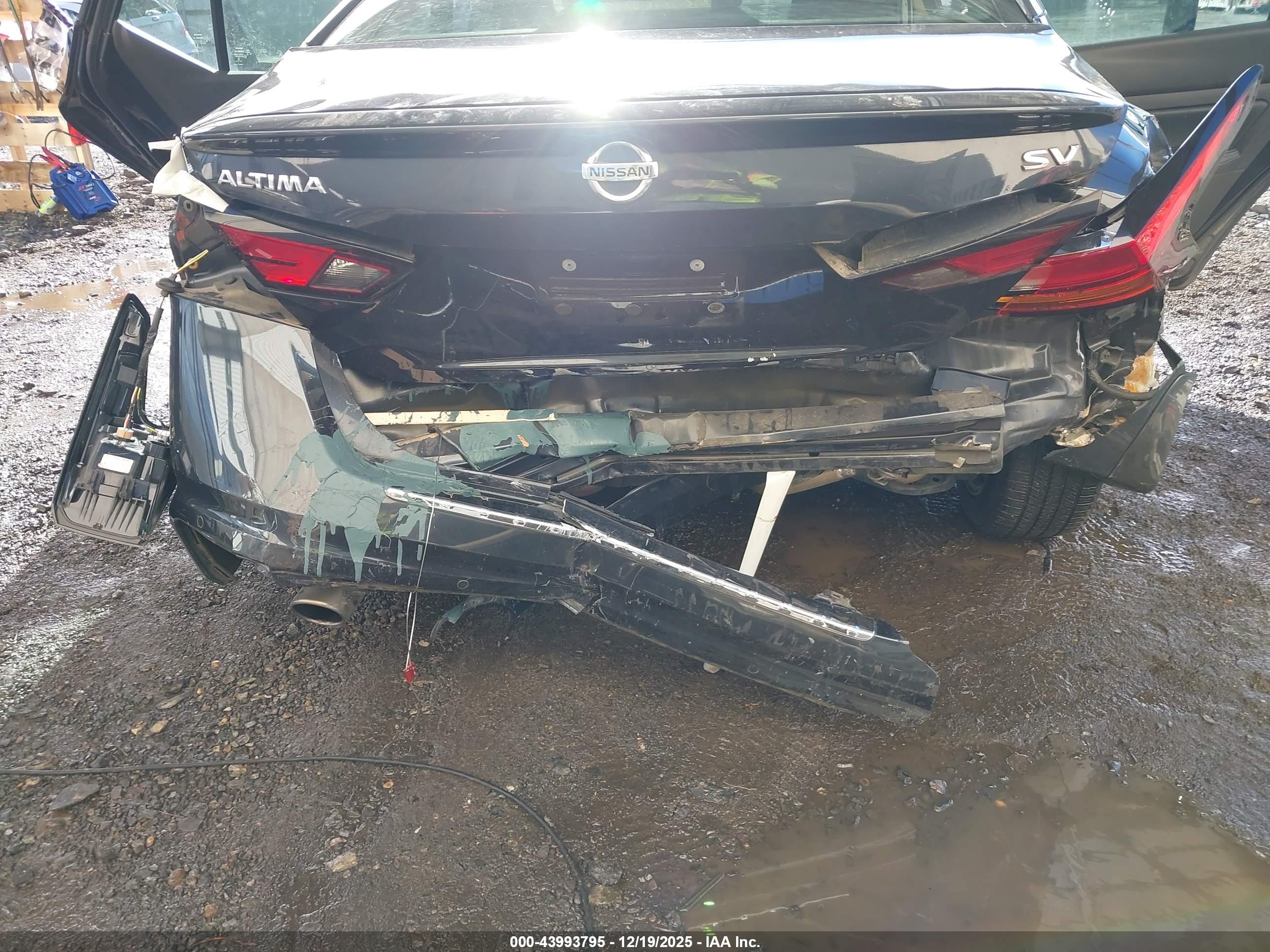 NISSAN ALTIMA image 6
