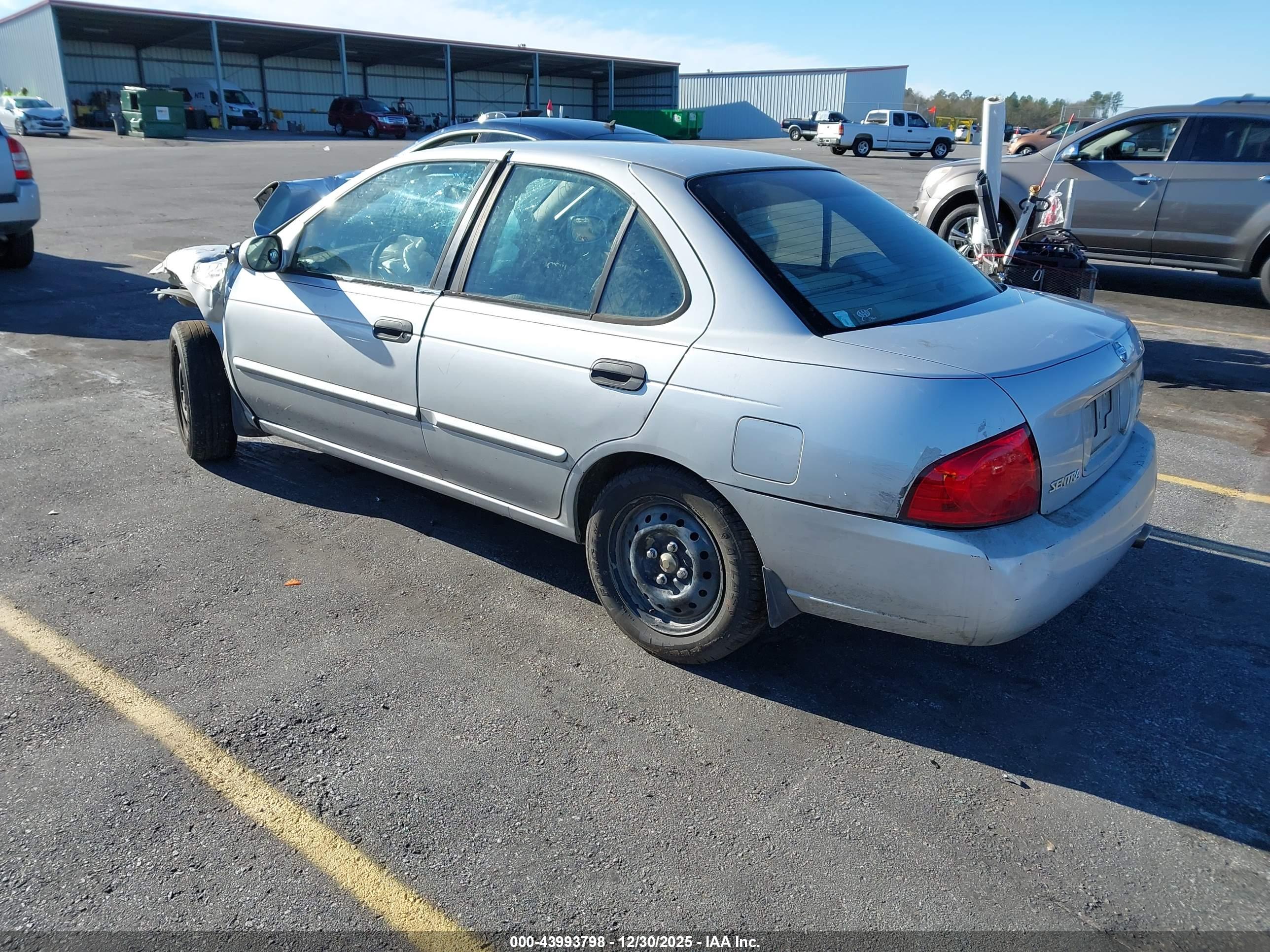 NISSAN SENTRA image 3