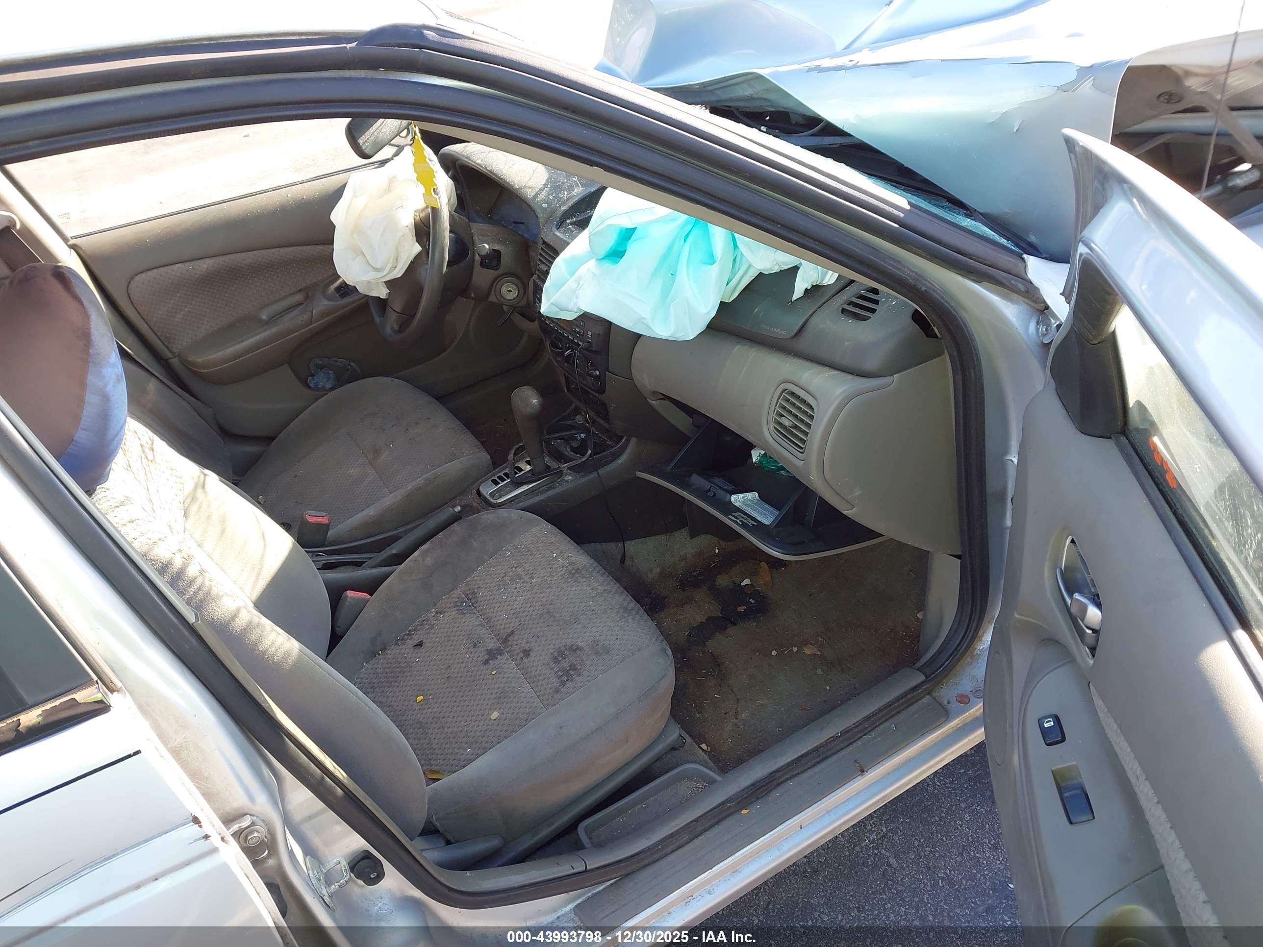 NISSAN SENTRA image 5