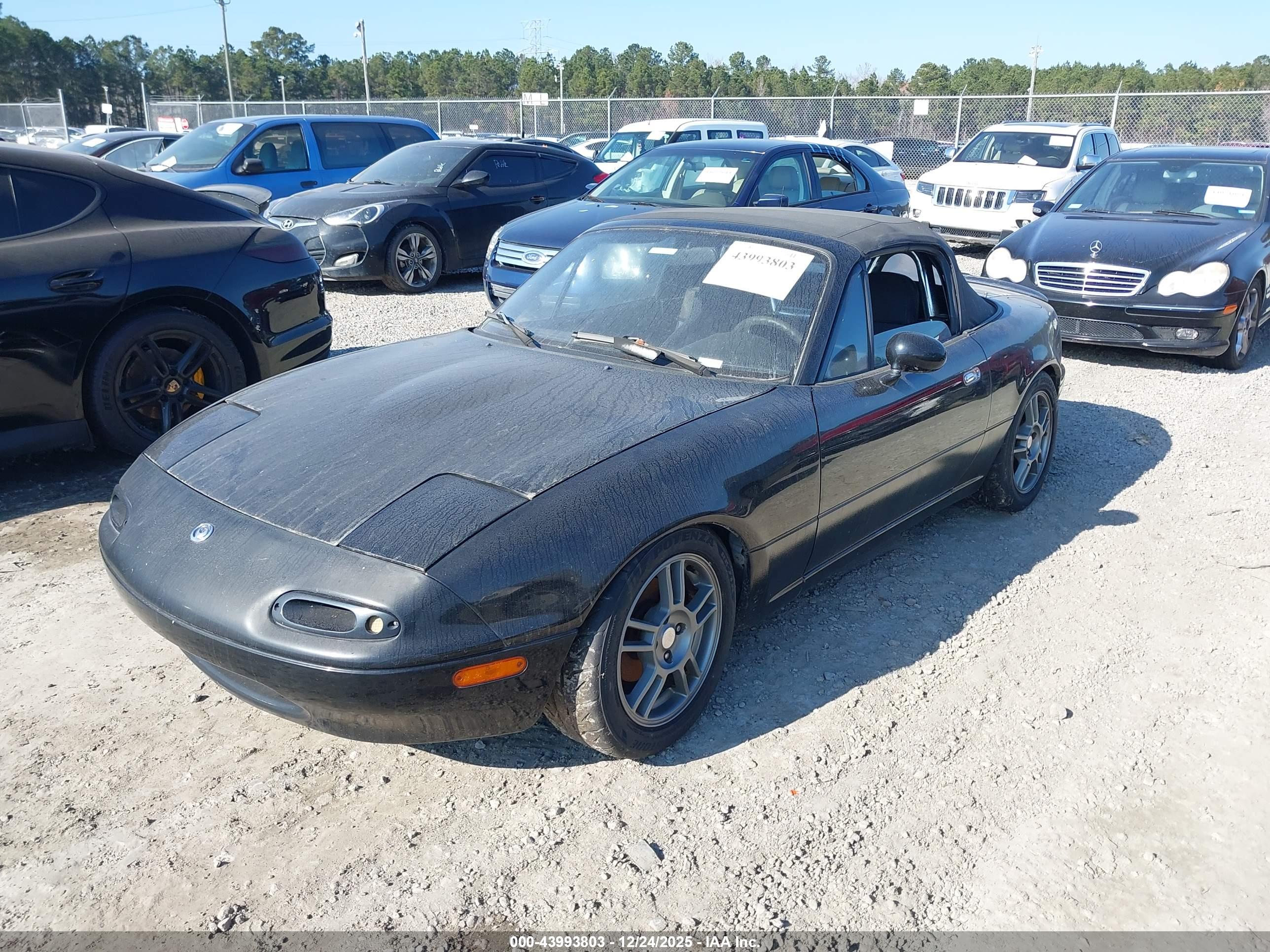 MAZDA MX-5 image 2
