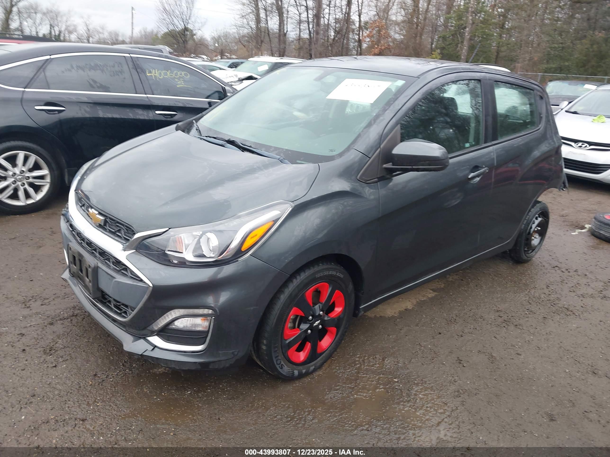 CHEVROLET SPARK image 2