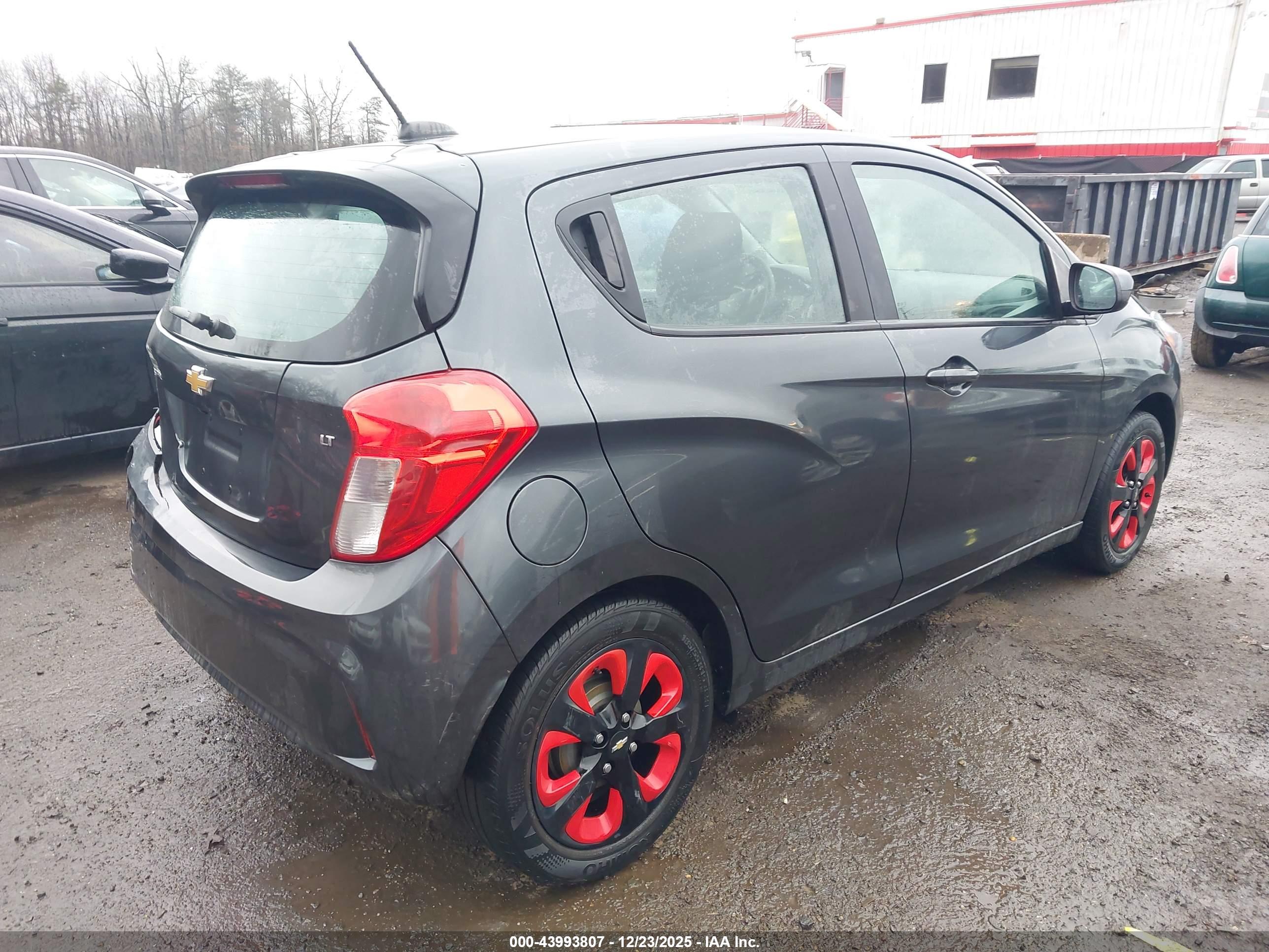 CHEVROLET SPARK image 4