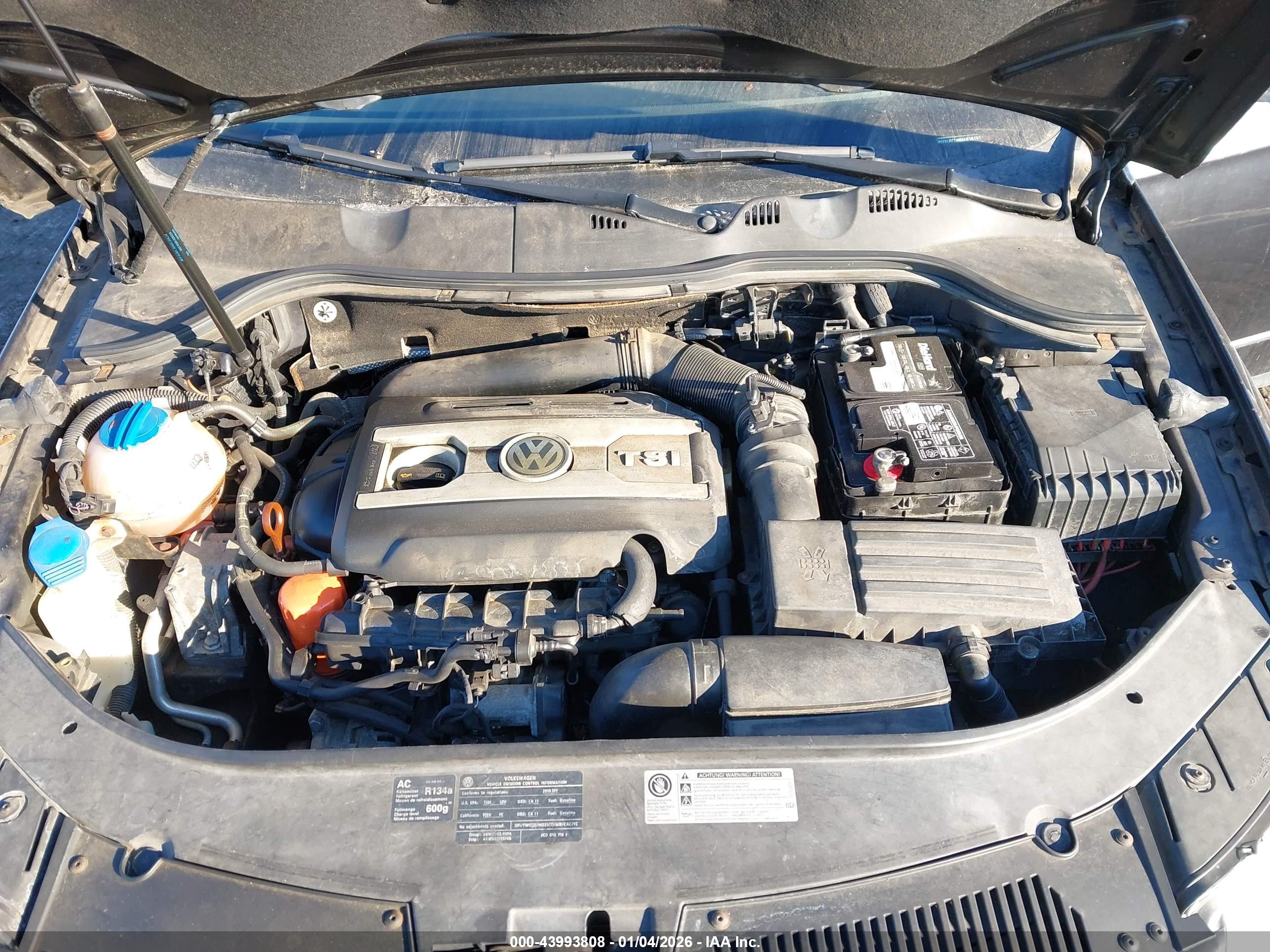 VOLKSWAGEN PASSAT image 10