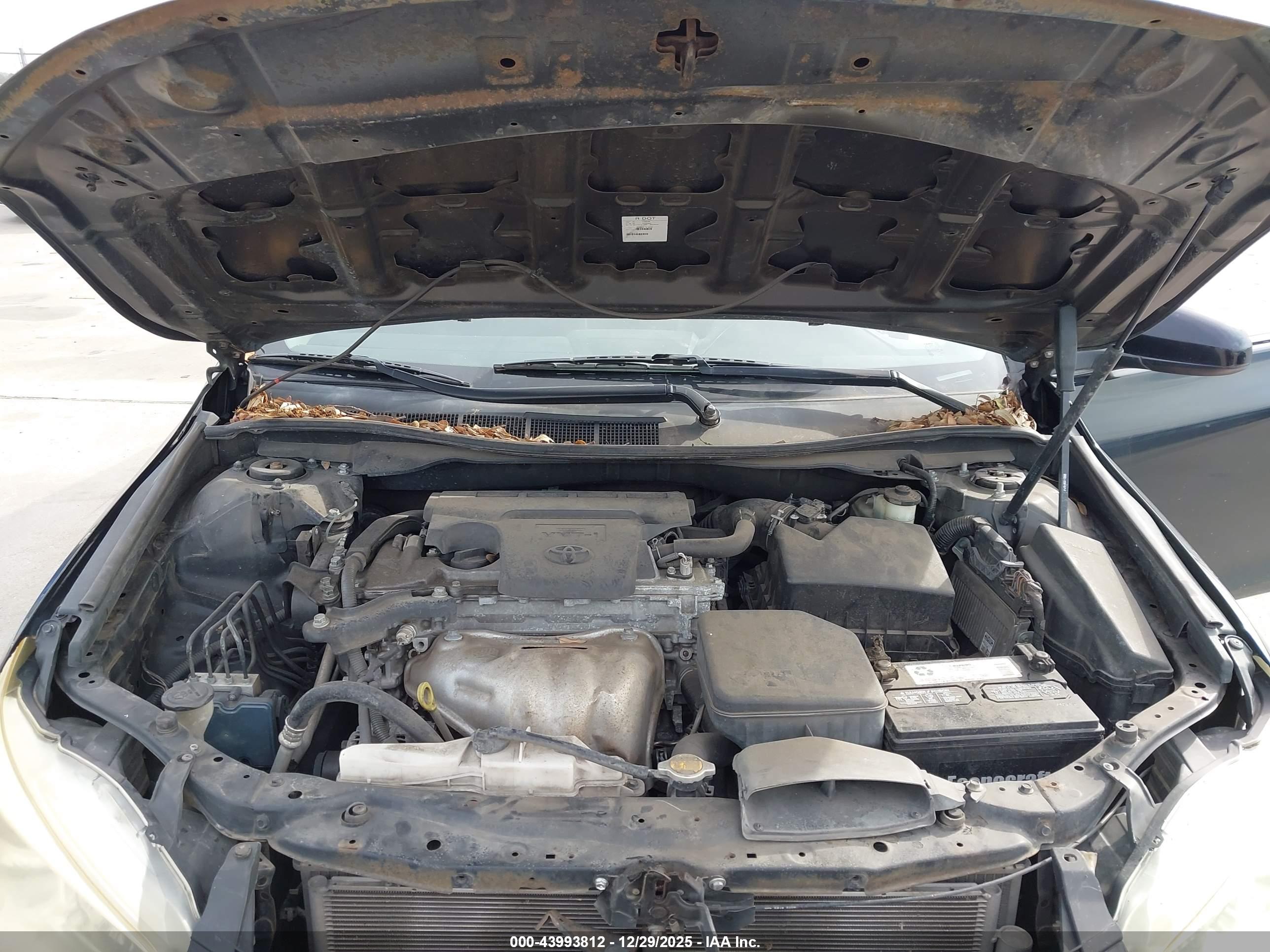 TOYOTA CAMRY image 10