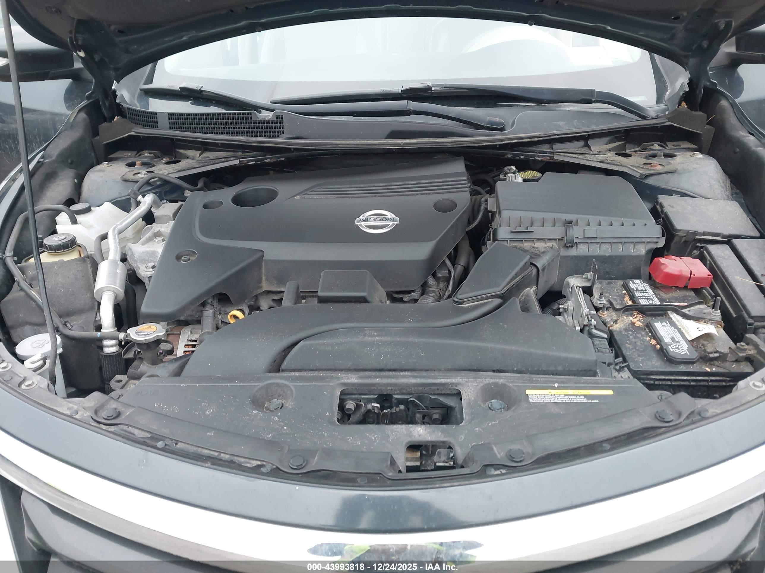 NISSAN ALTIMA image 10