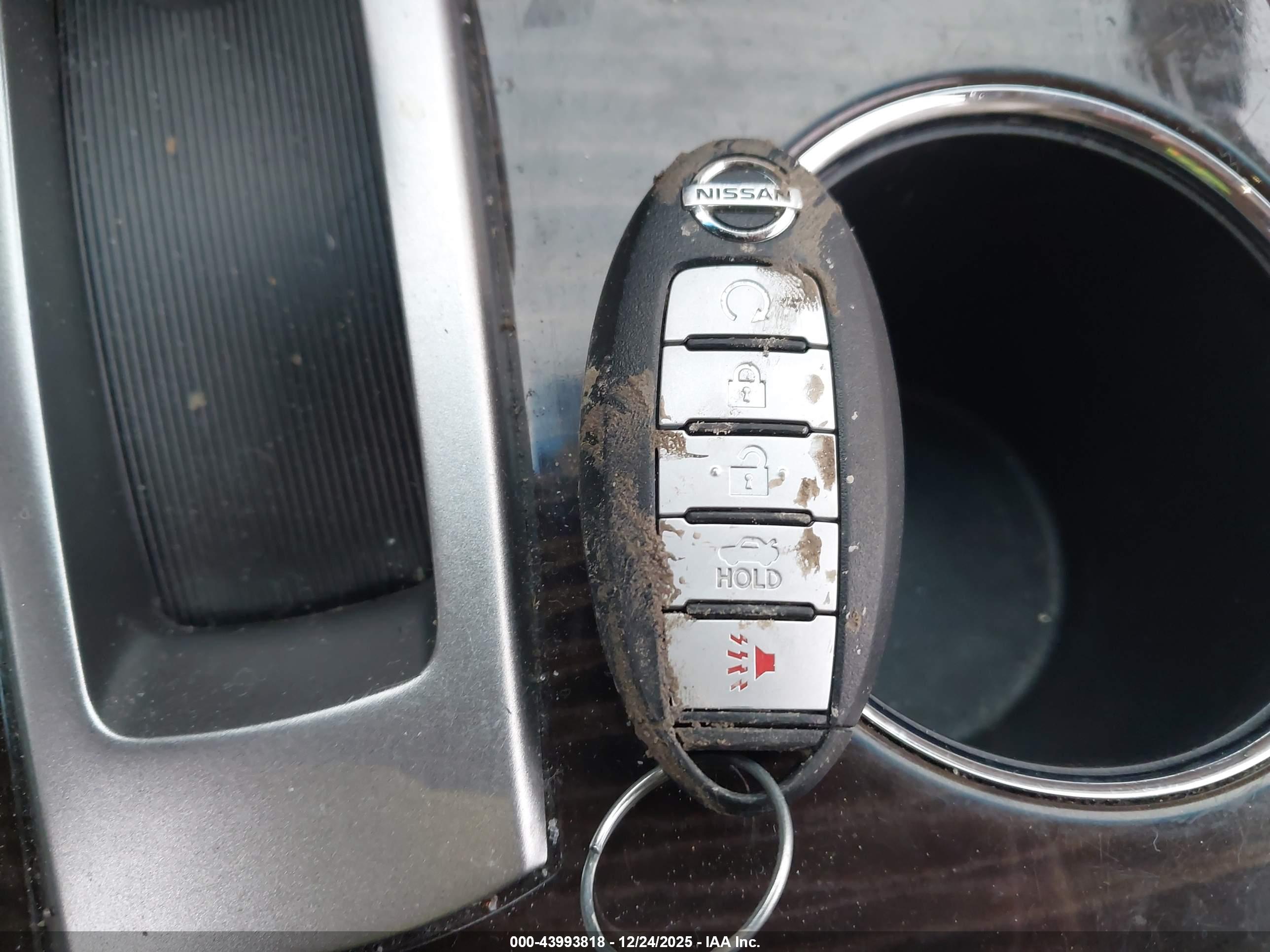 NISSAN ALTIMA image 11