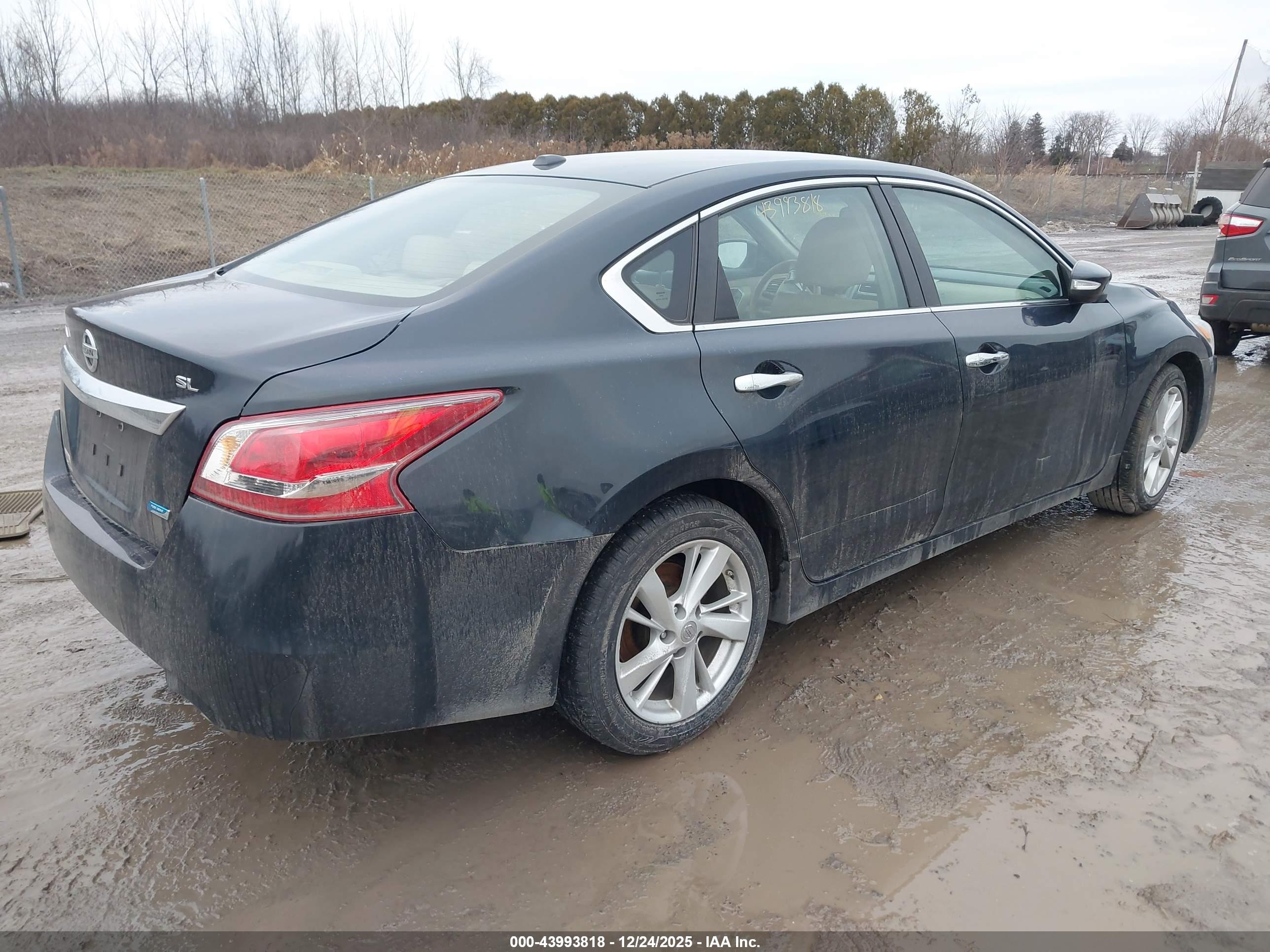 NISSAN ALTIMA image 4