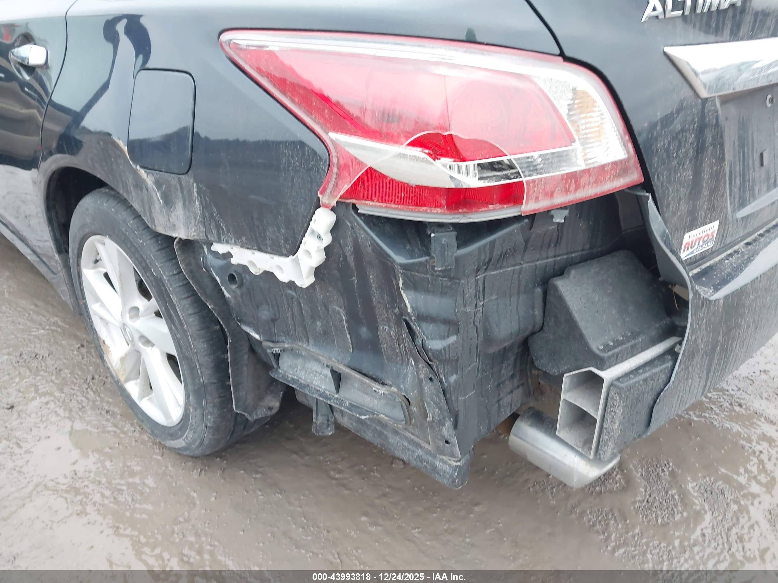 NISSAN ALTIMA image 6