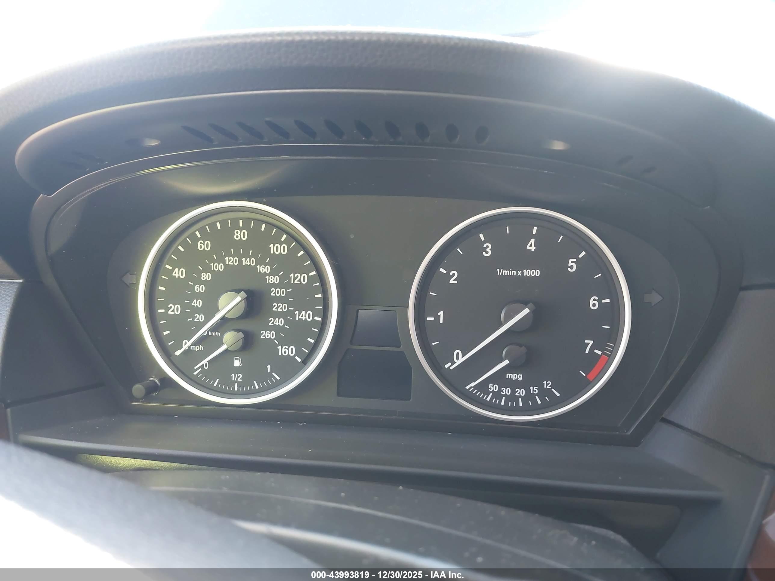 BMW 535I image 7