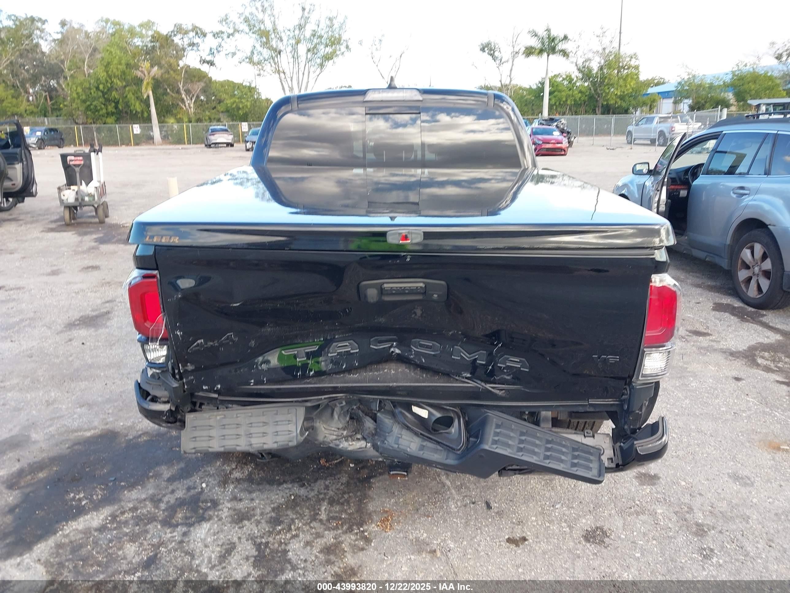 TOYOTA TACOMA image 6