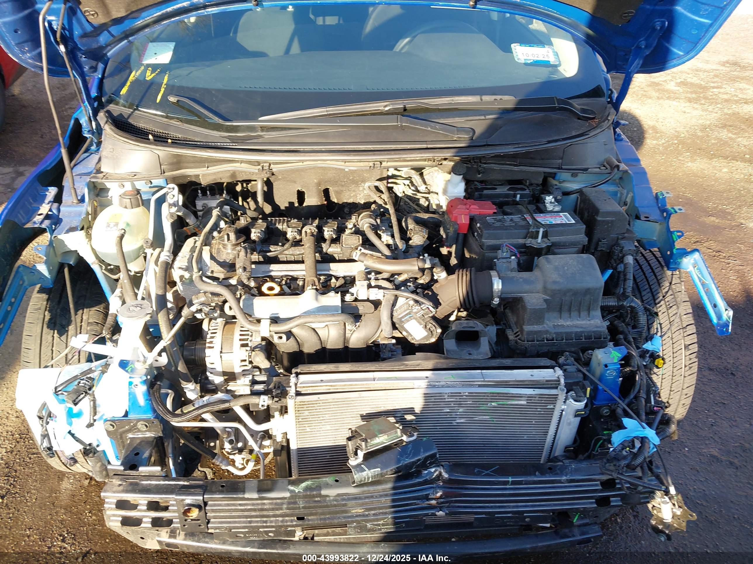 NISSAN VERSA image 10