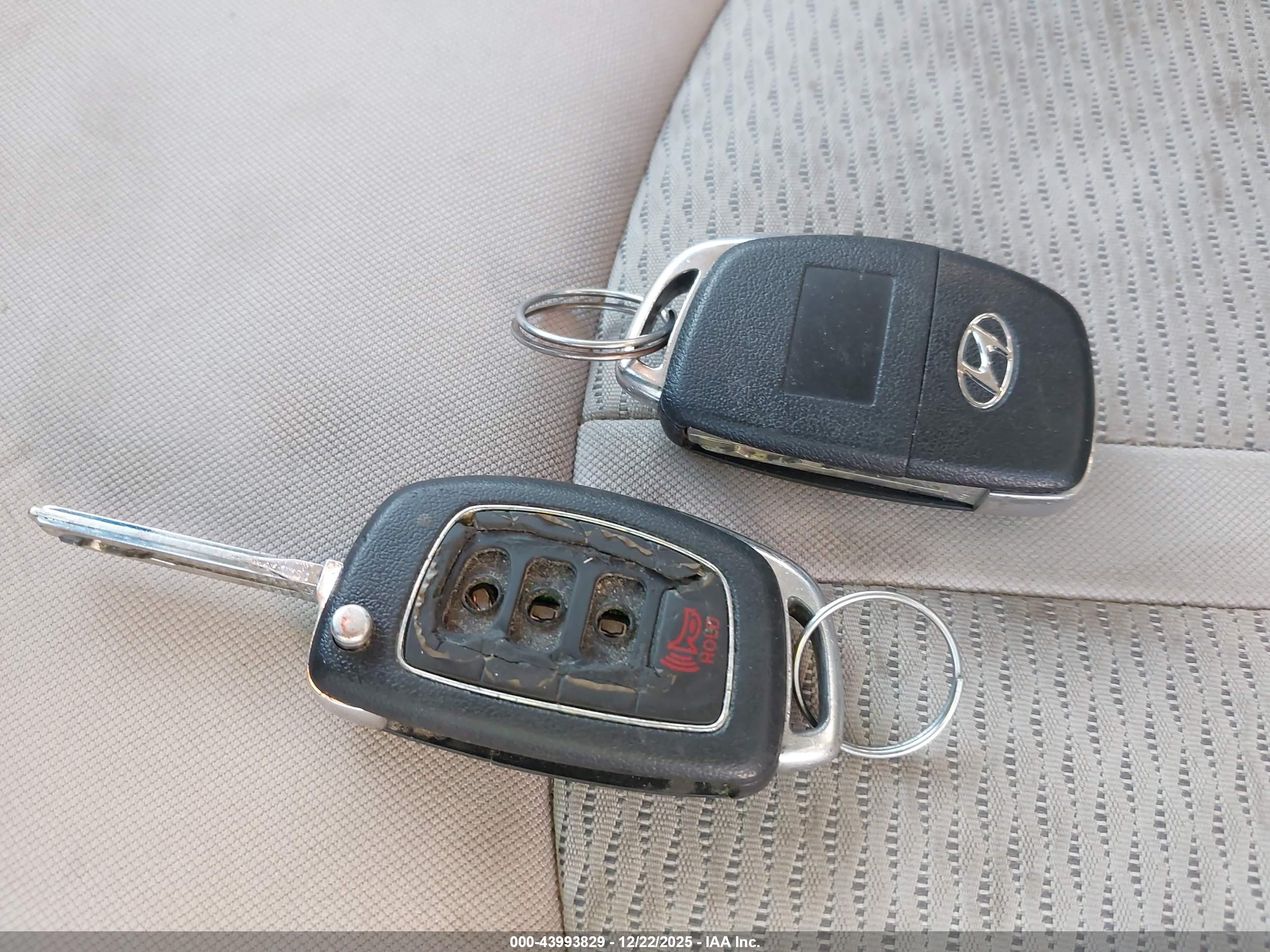 HYUNDAI SONATA image 11