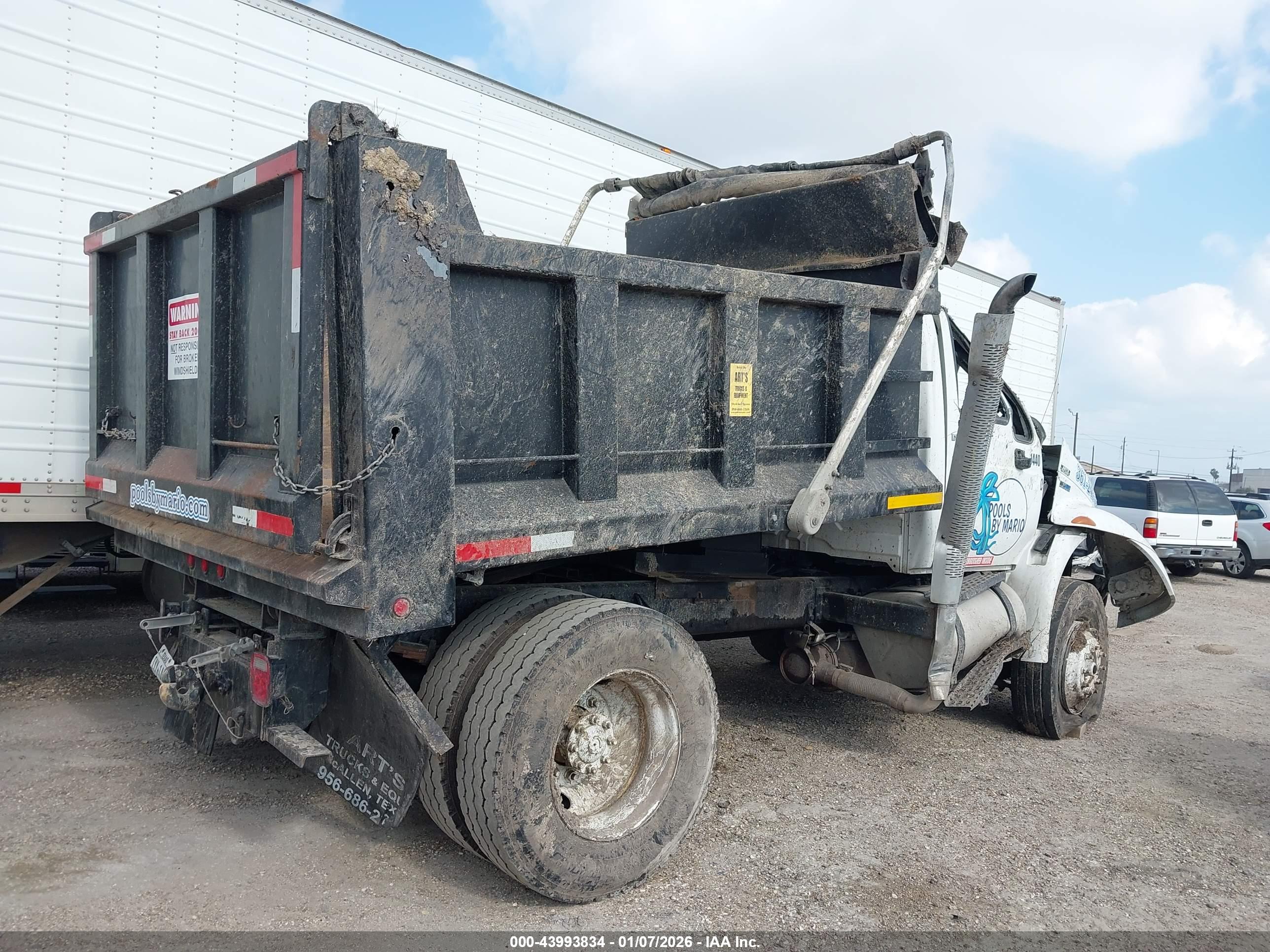 INTERNATIONAL 4000 image 3