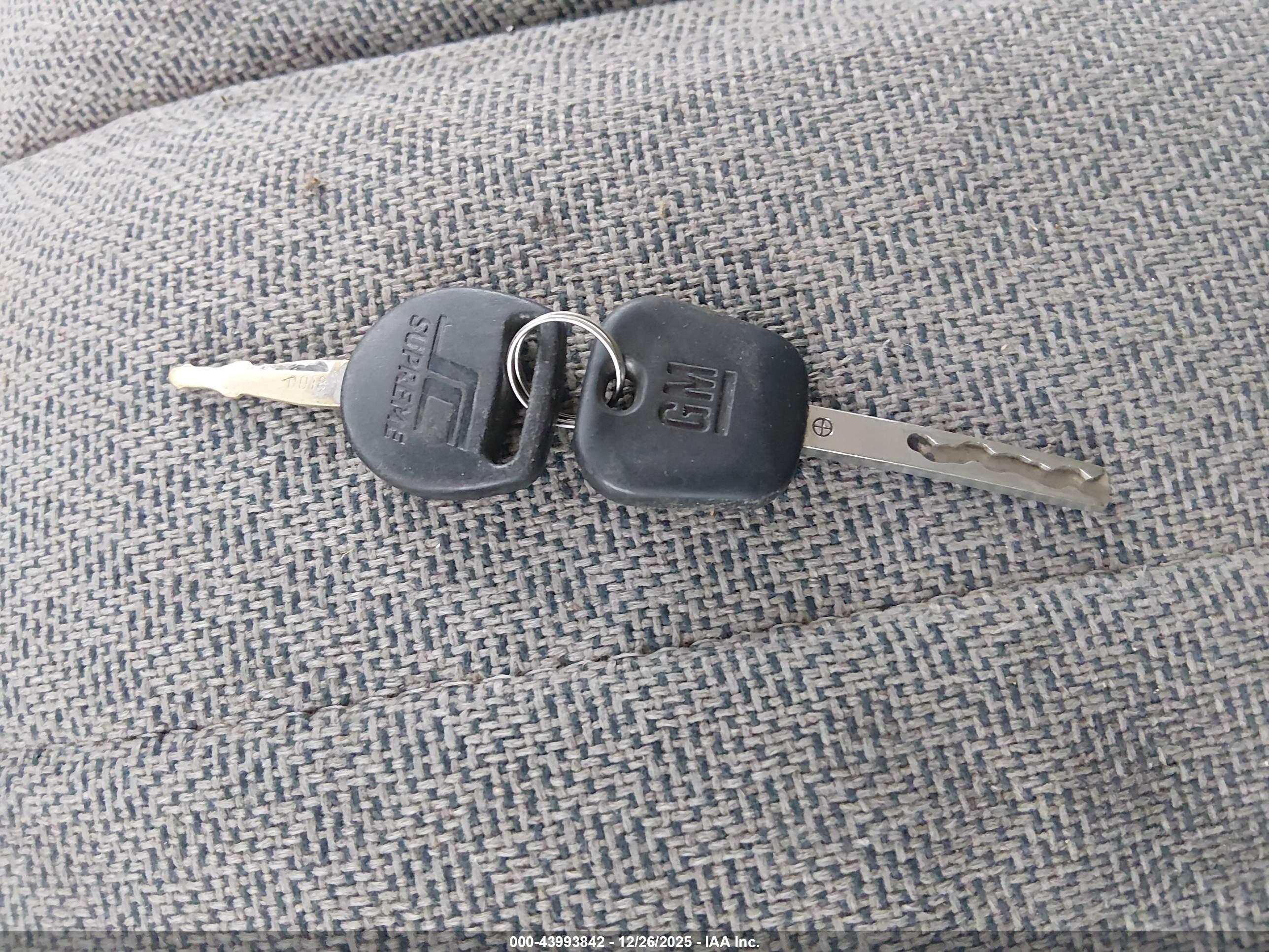 CHEVROLET EXPRESS image 11