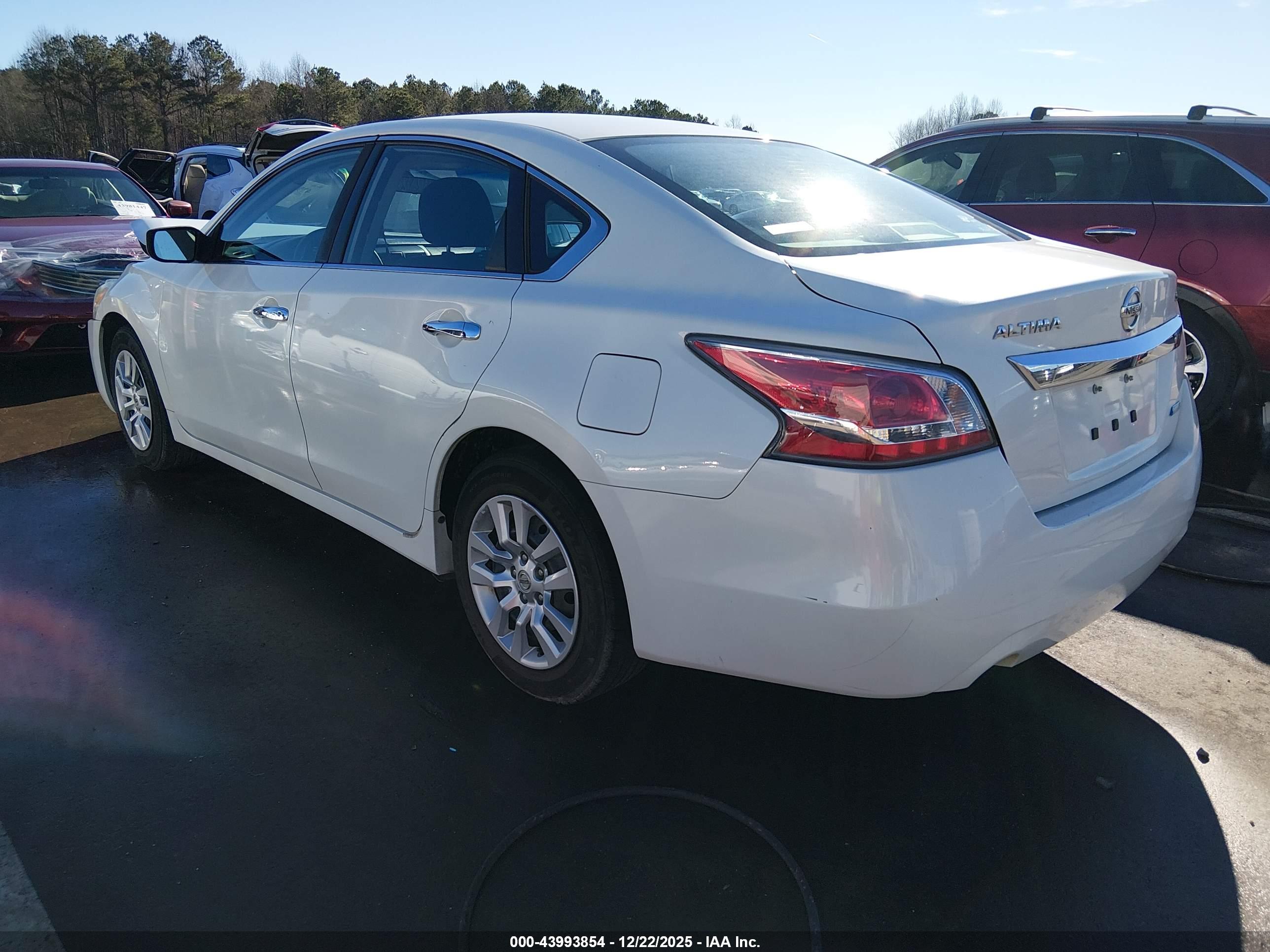 NISSAN ALTIMA image 3