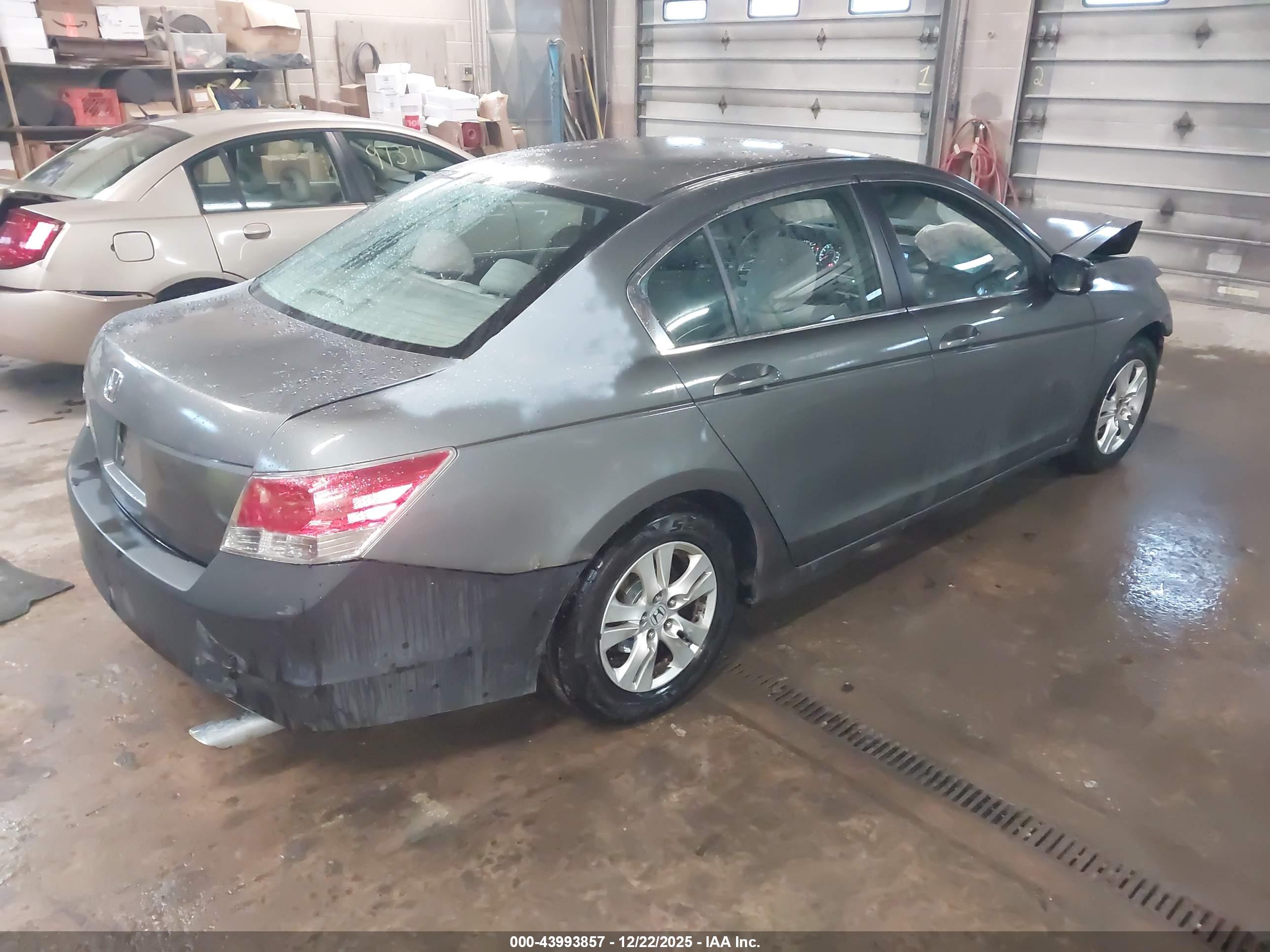 HONDA ACCORD image 4