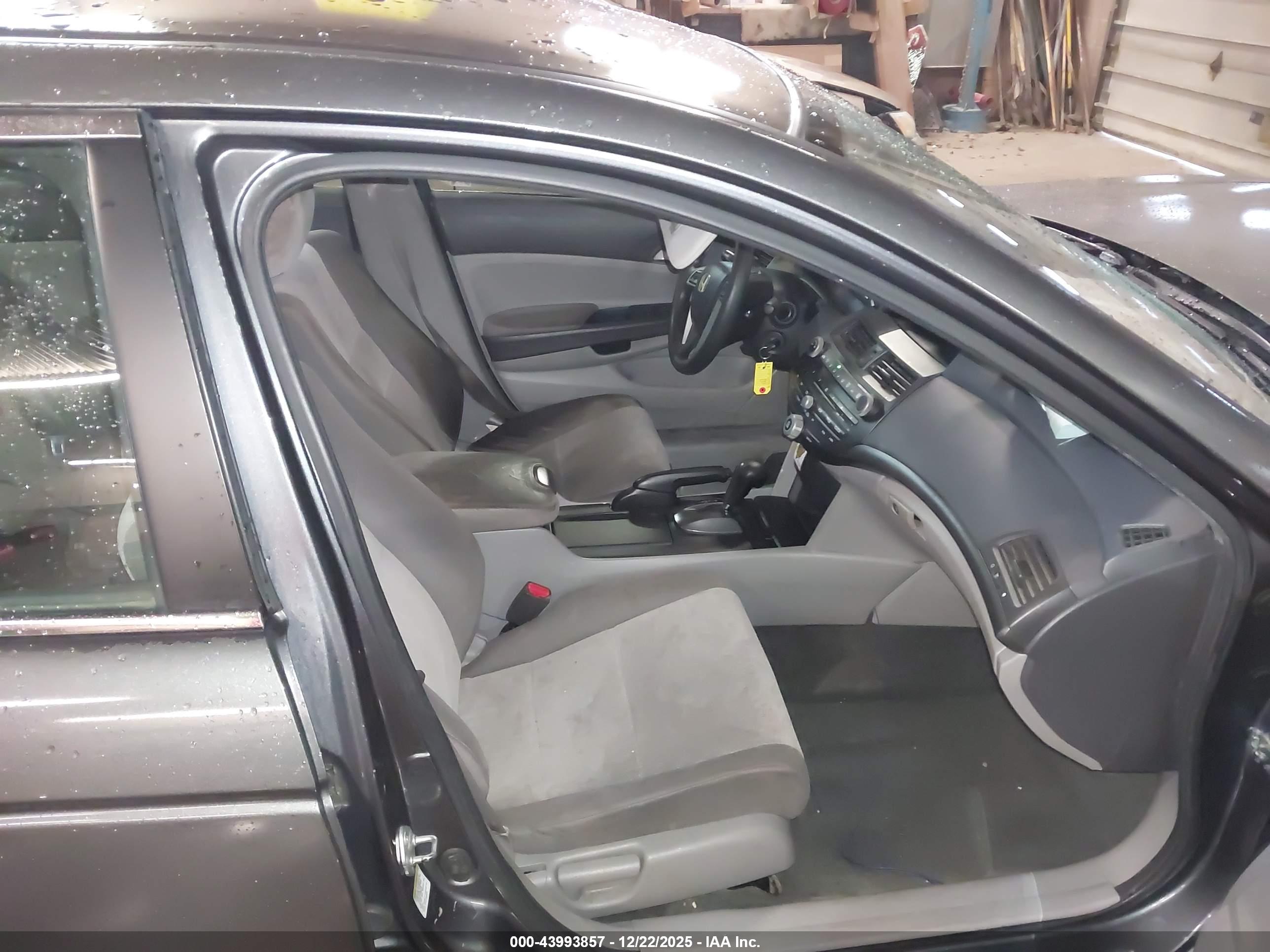 HONDA ACCORD image 5