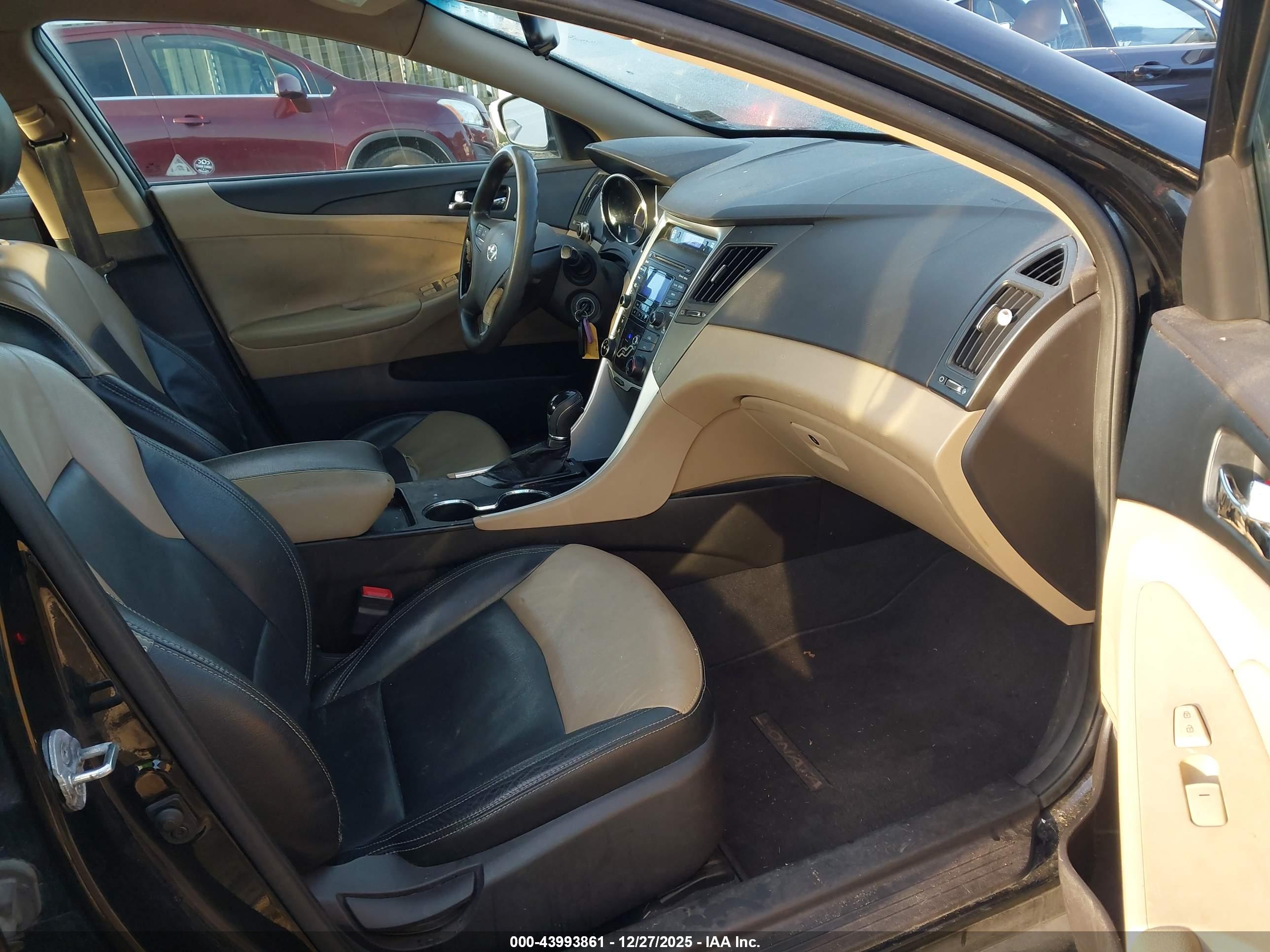 HYUNDAI SONATA image 5