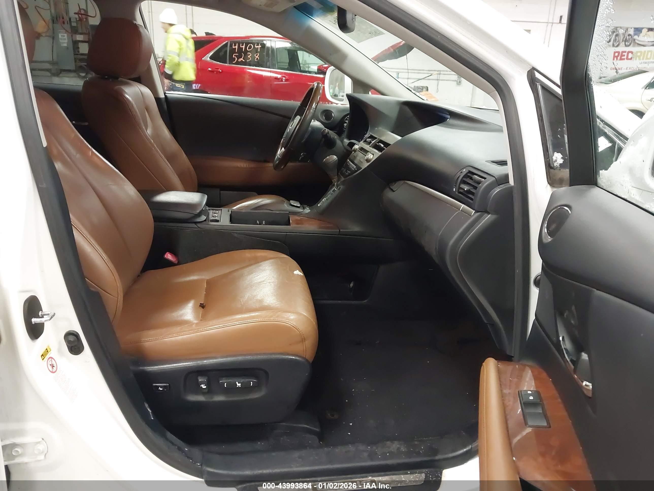 LEXUS RX image 5