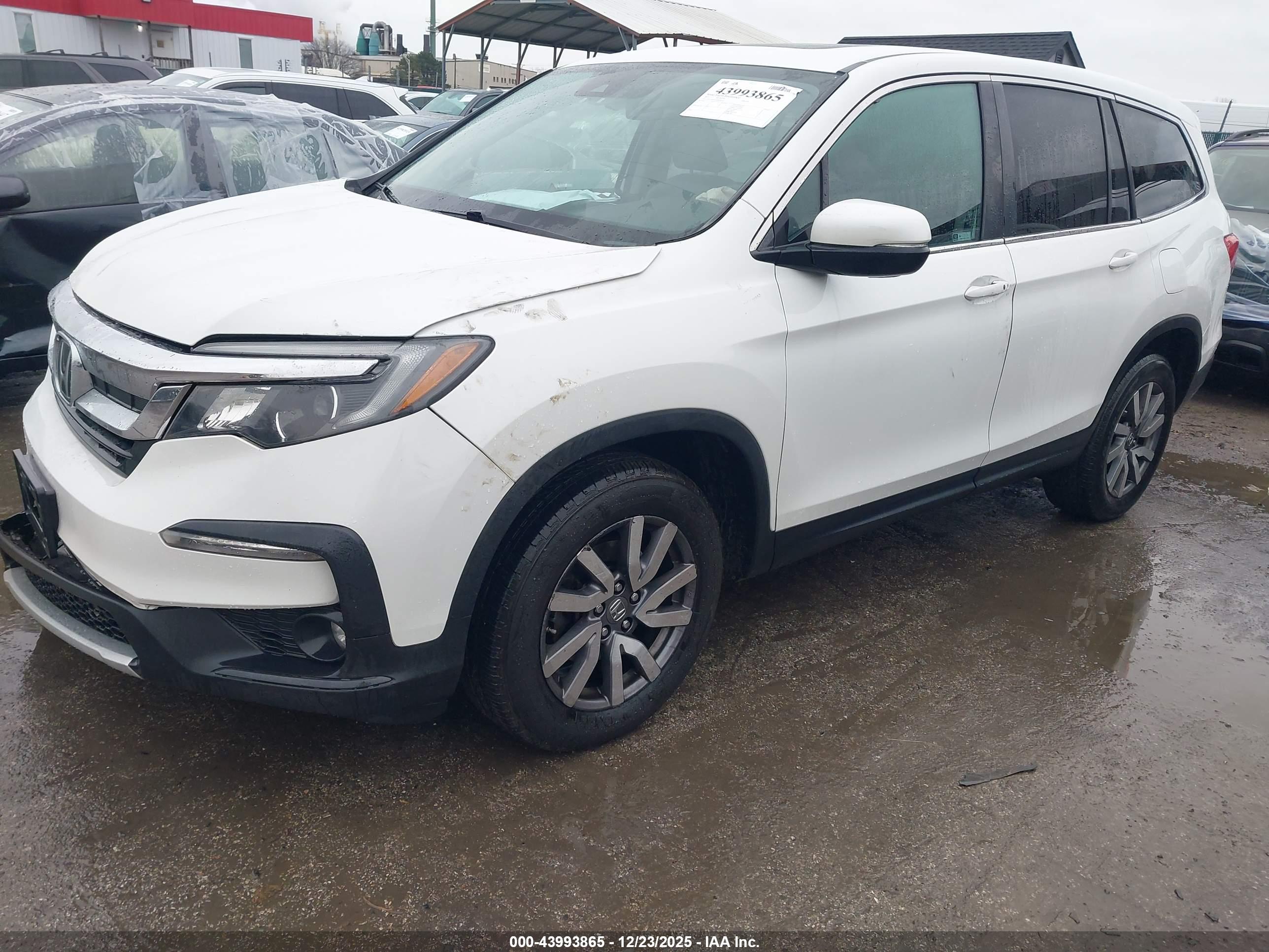 HONDA PILOT image 2