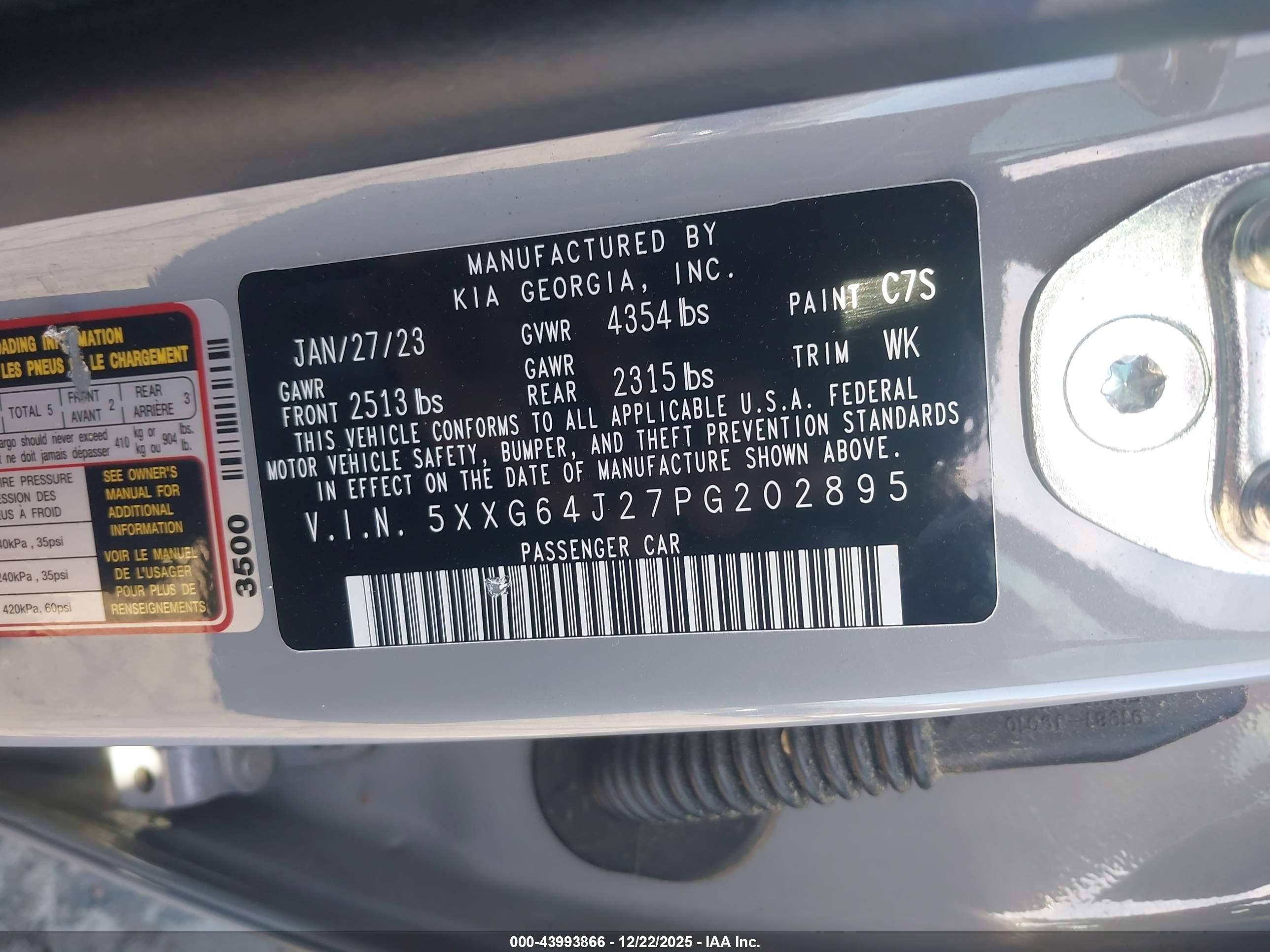 KIA K5 image 9